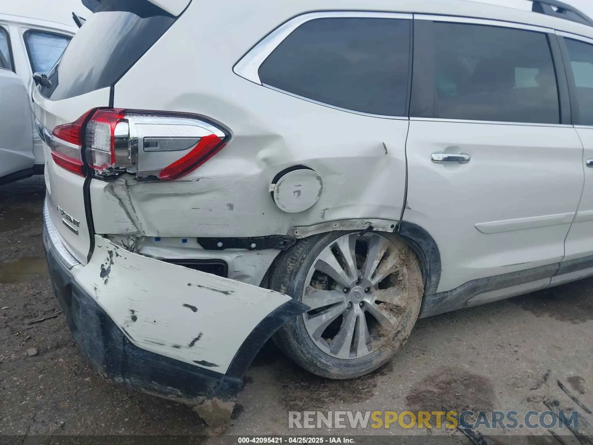 6 Photograph of a damaged car 4S4WMARD2M3437315 SUBARU ASCENT 2021