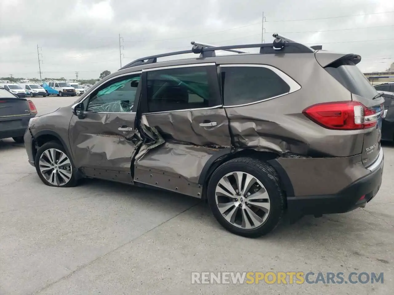 2 Photograph of a damaged car 4S4WMARD5M3450060 SUBARU ASCENT 2021