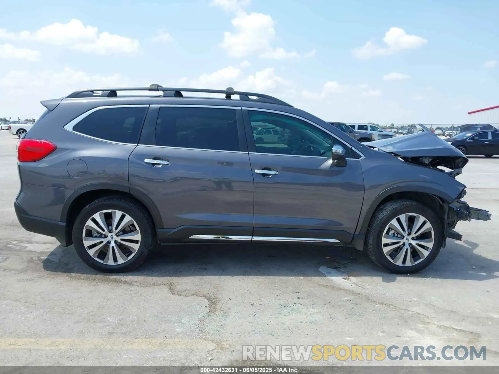 13 Photograph of a damaged car 4S4WMARD6M3462203 SUBARU ASCENT 2021