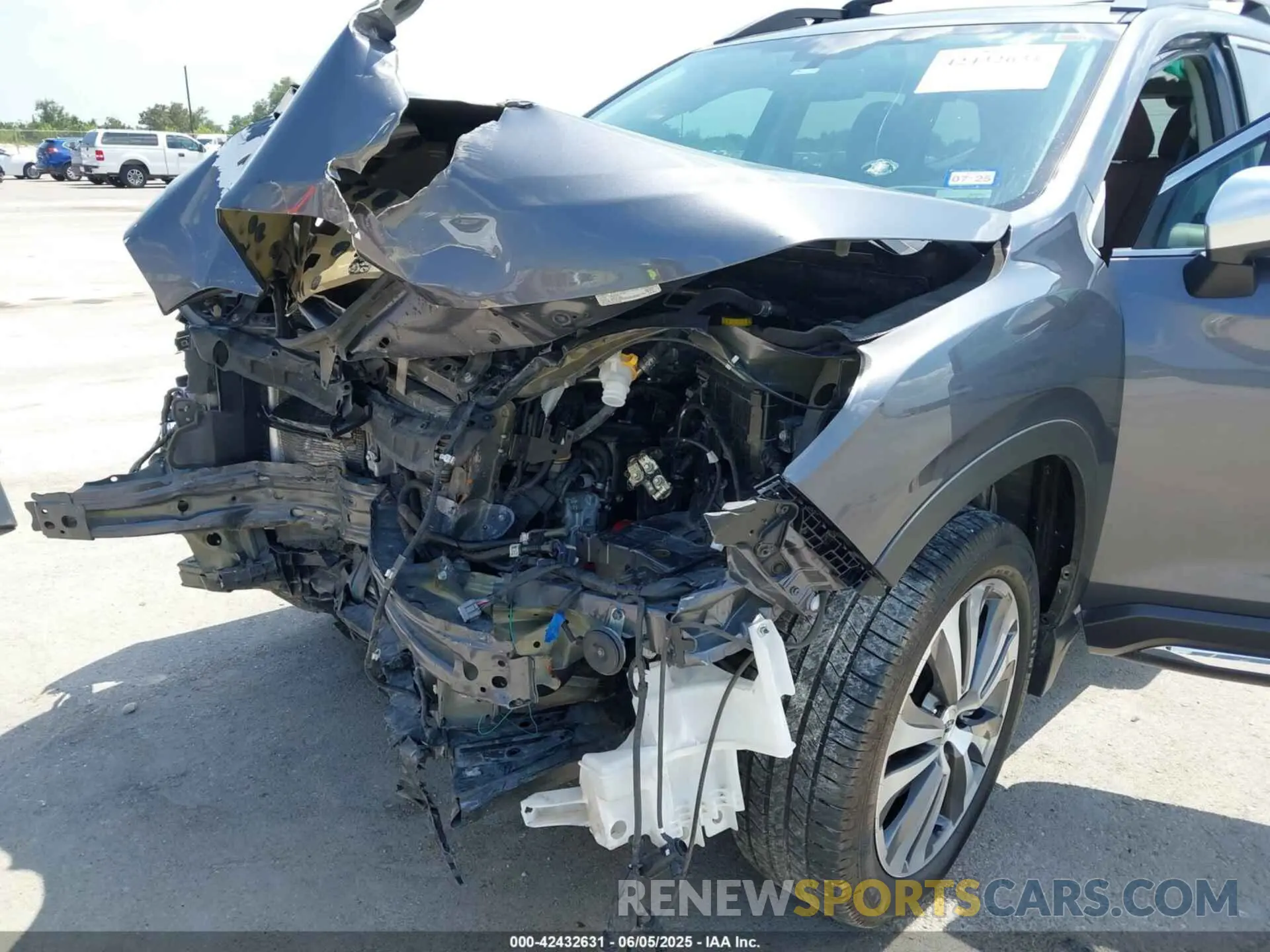 17 Photograph of a damaged car 4S4WMARD6M3462203 SUBARU ASCENT 2021