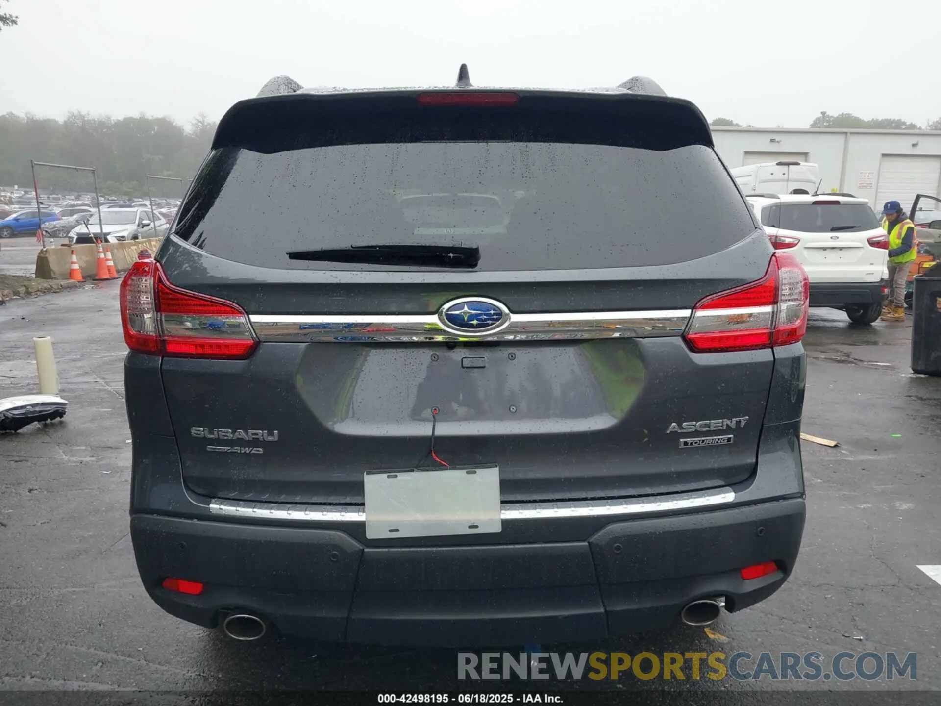 17 Photograph of a damaged car 4S4WMARD9M3470862 SUBARU ASCENT 2021