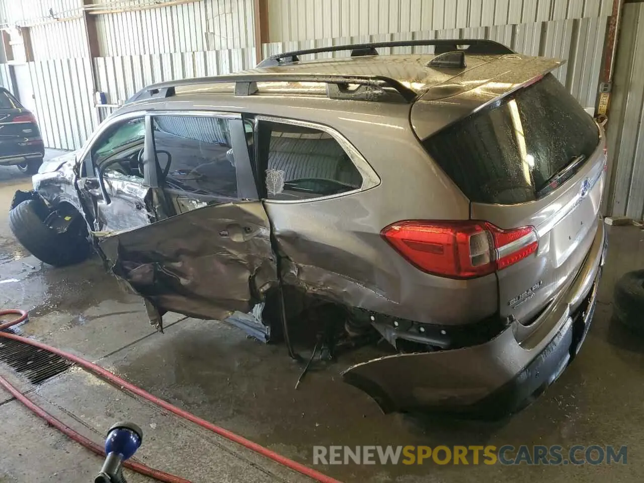 2 Photograph of a damaged car 4S4WMACD2N3441116 SUBARU ASCENT 2022