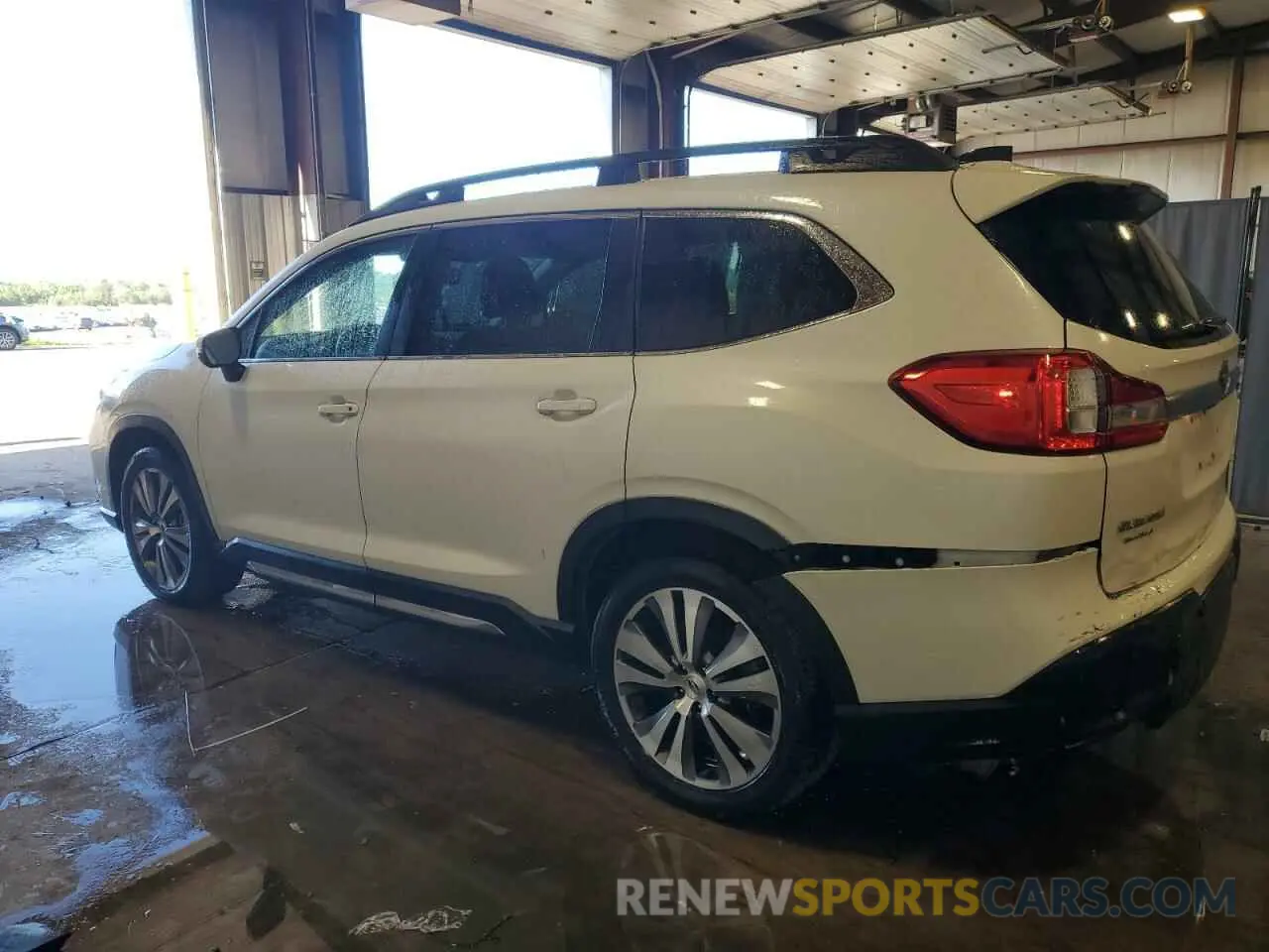 2 Photograph of a damaged car 4S4WMAKD4N3466536 SUBARU ASCENT 2022