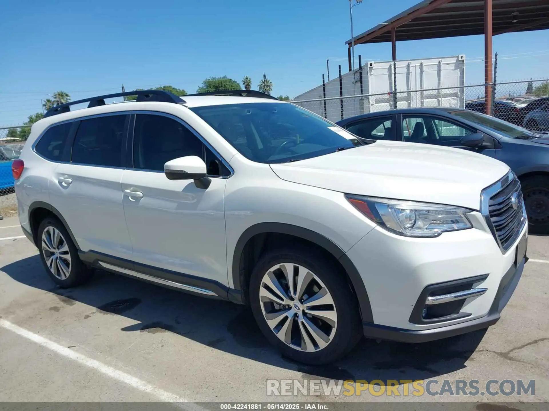 13 Photograph of a damaged car 4S4WMAMD1N3466572 SUBARU ASCENT 2022