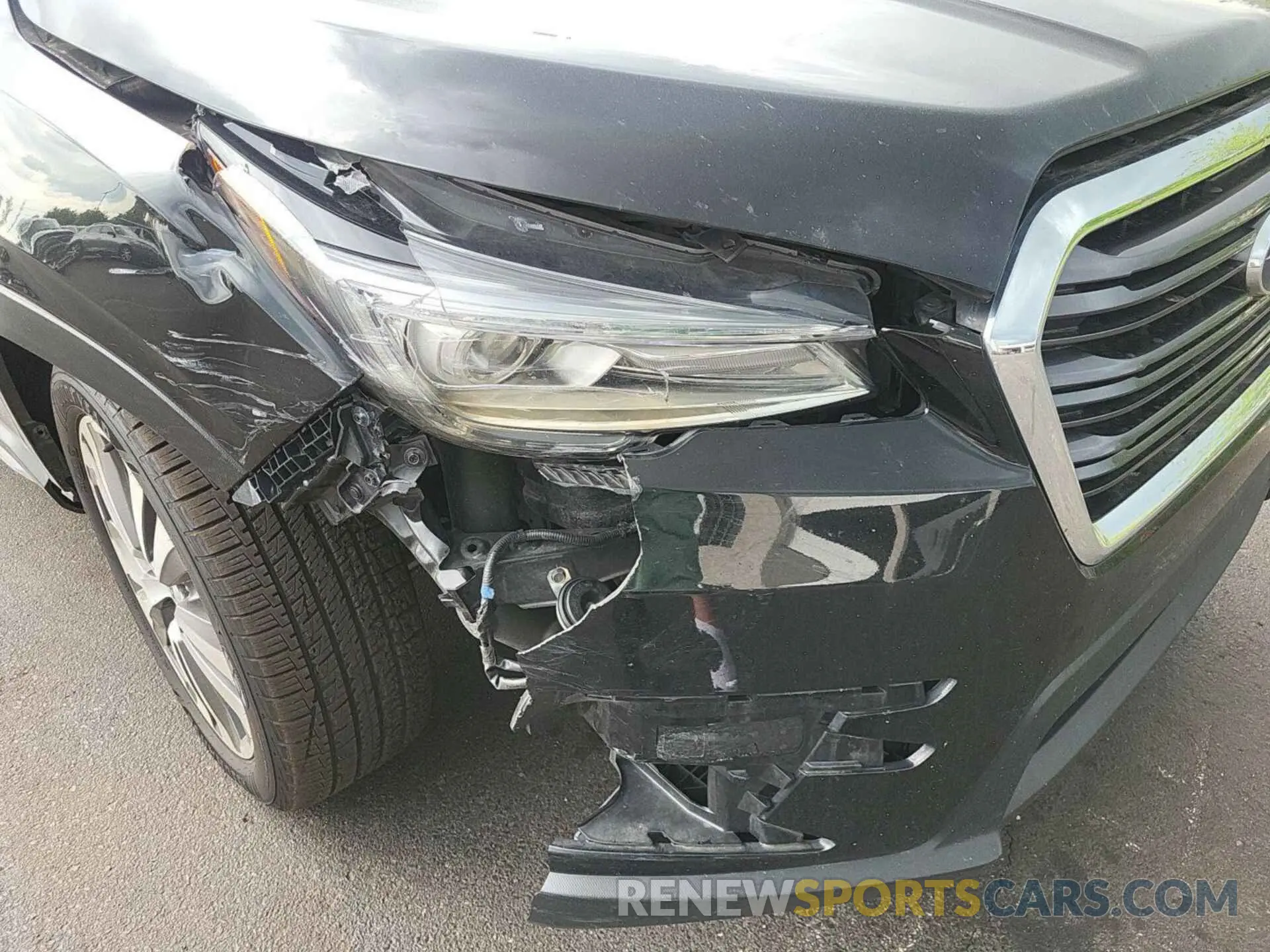 17 Photograph of a damaged car 4S4WMAMD5N3465800 SUBARU ASCENT 2022