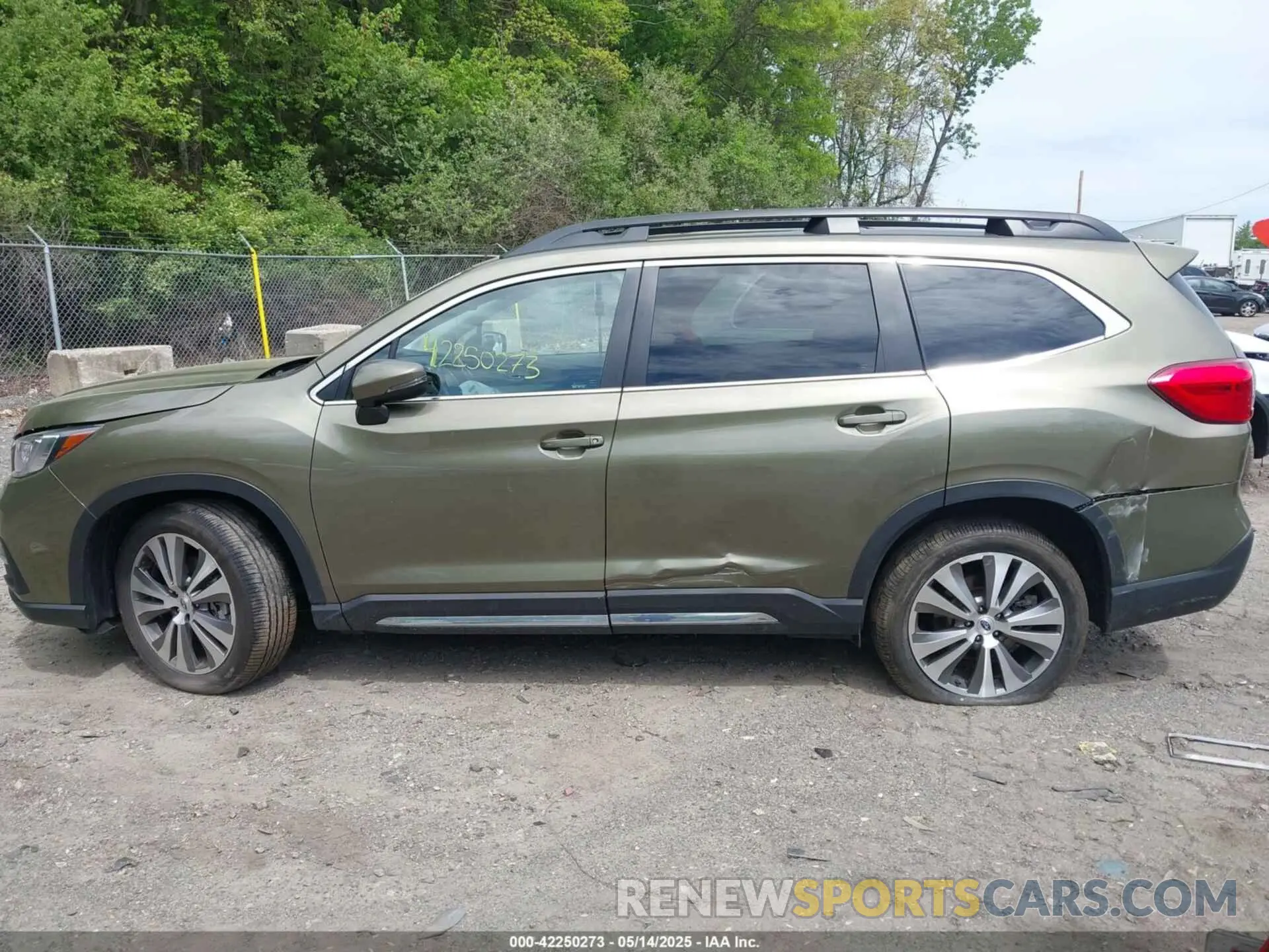 14 Photograph of a damaged car 4S4WMAPD2N3455074 SUBARU ASCENT 2022