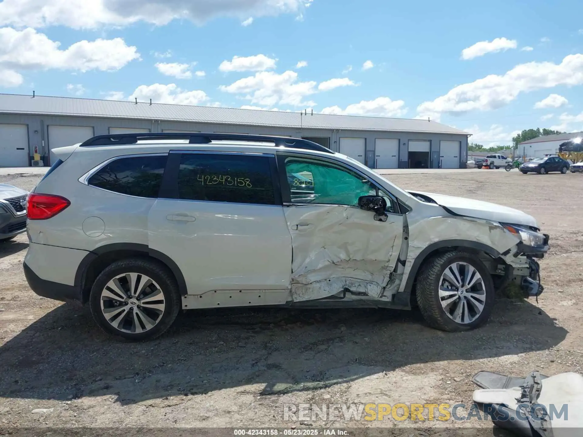 13 Photograph of a damaged car 4S4WMAPD3N3446044 SUBARU ASCENT 2022