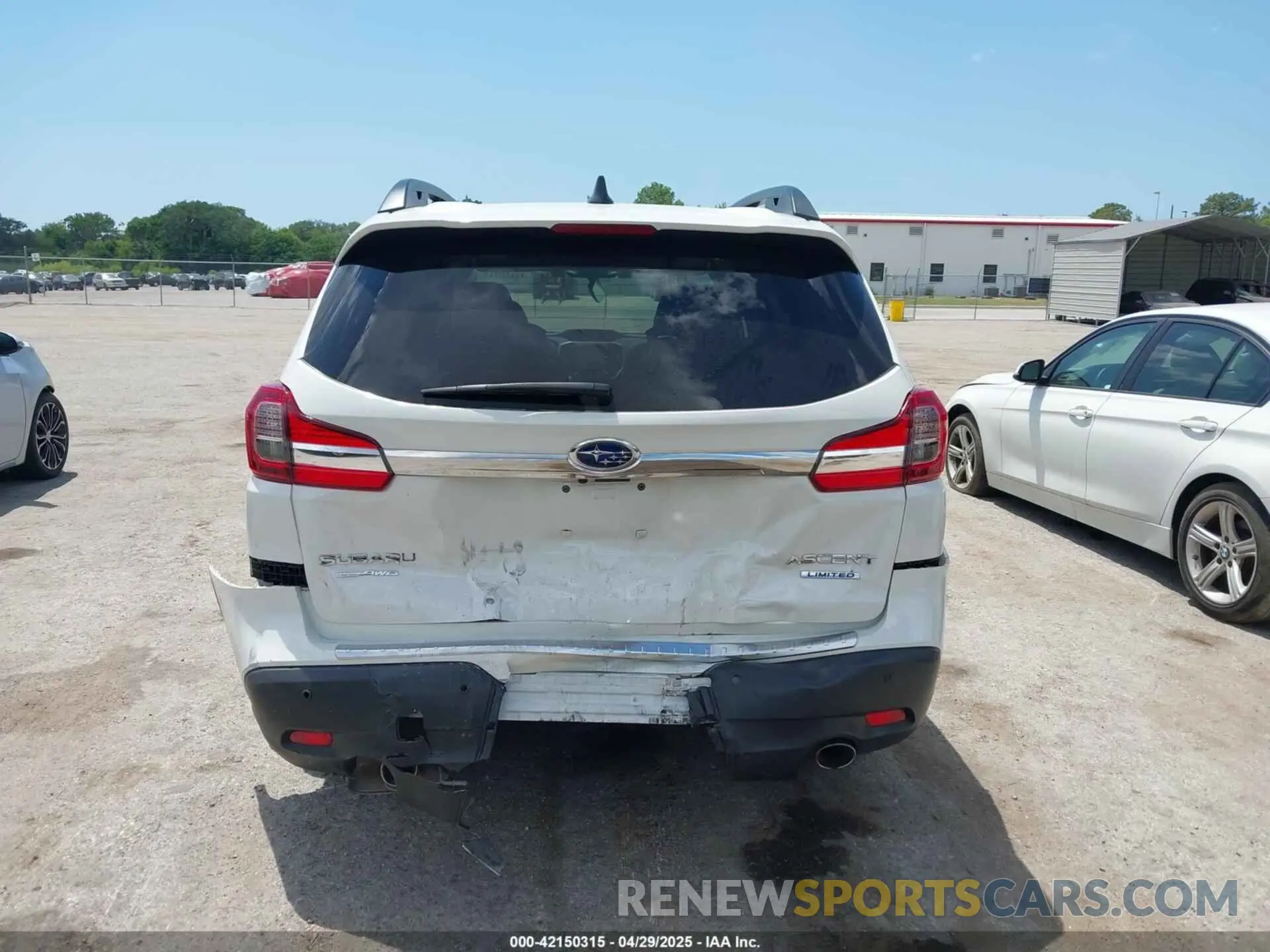 16 Photograph of a damaged car 4S4WMAPD7N3431708 SUBARU ASCENT 2022