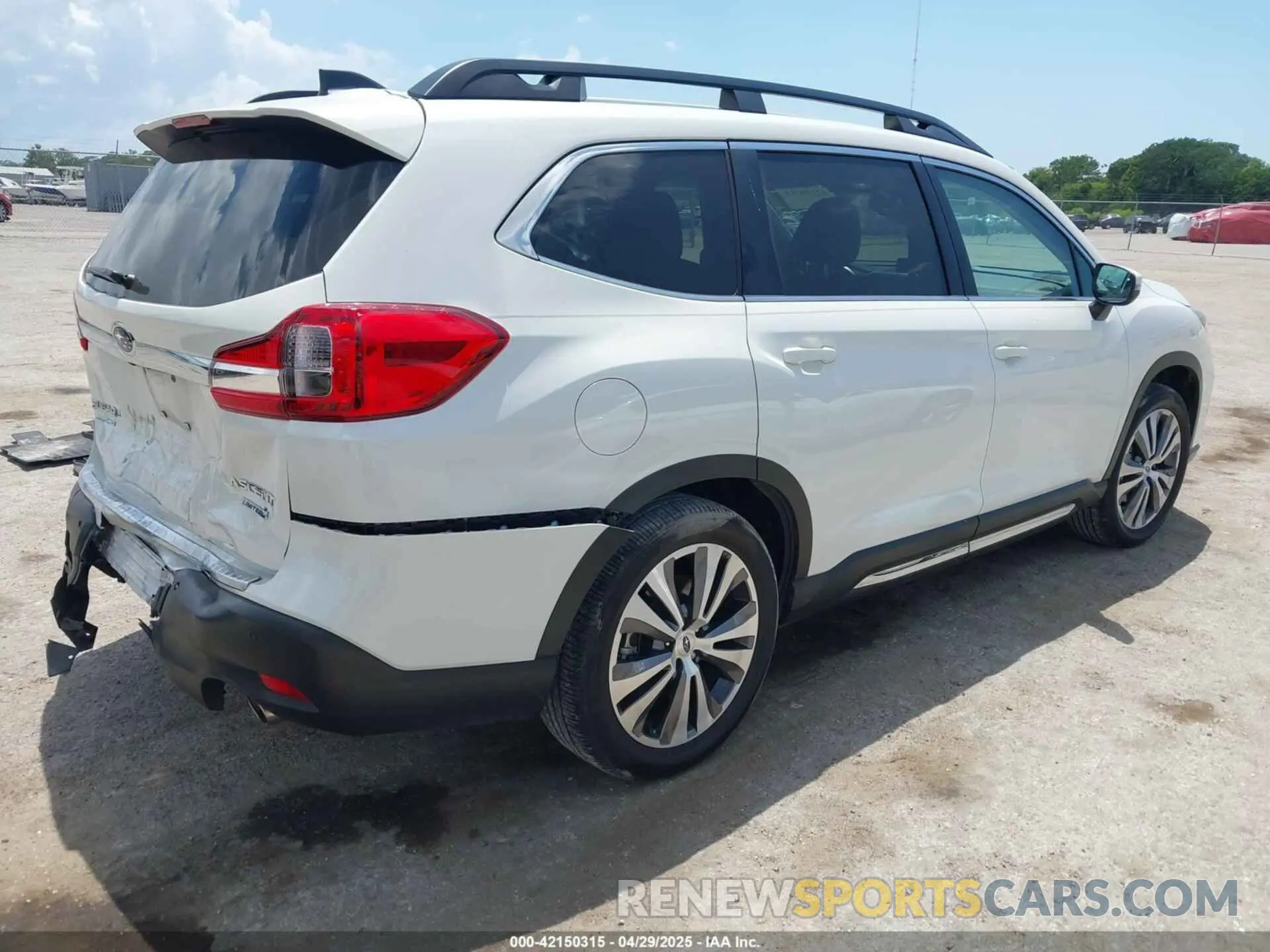 4 Photograph of a damaged car 4S4WMAPD7N3431708 SUBARU ASCENT 2022