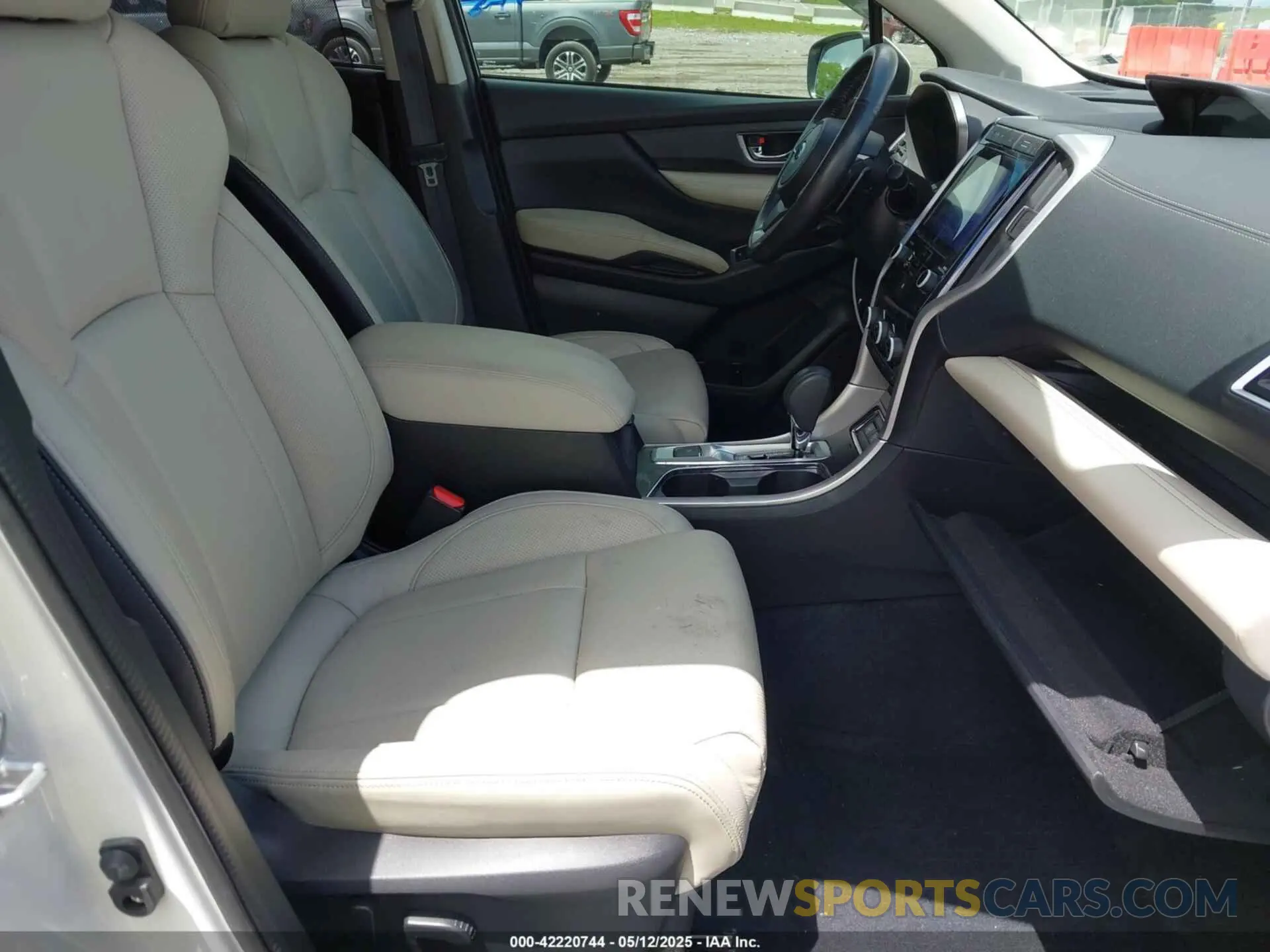 5 Photograph of a damaged car 4S4WMAPD8N3437730 SUBARU ASCENT 2022