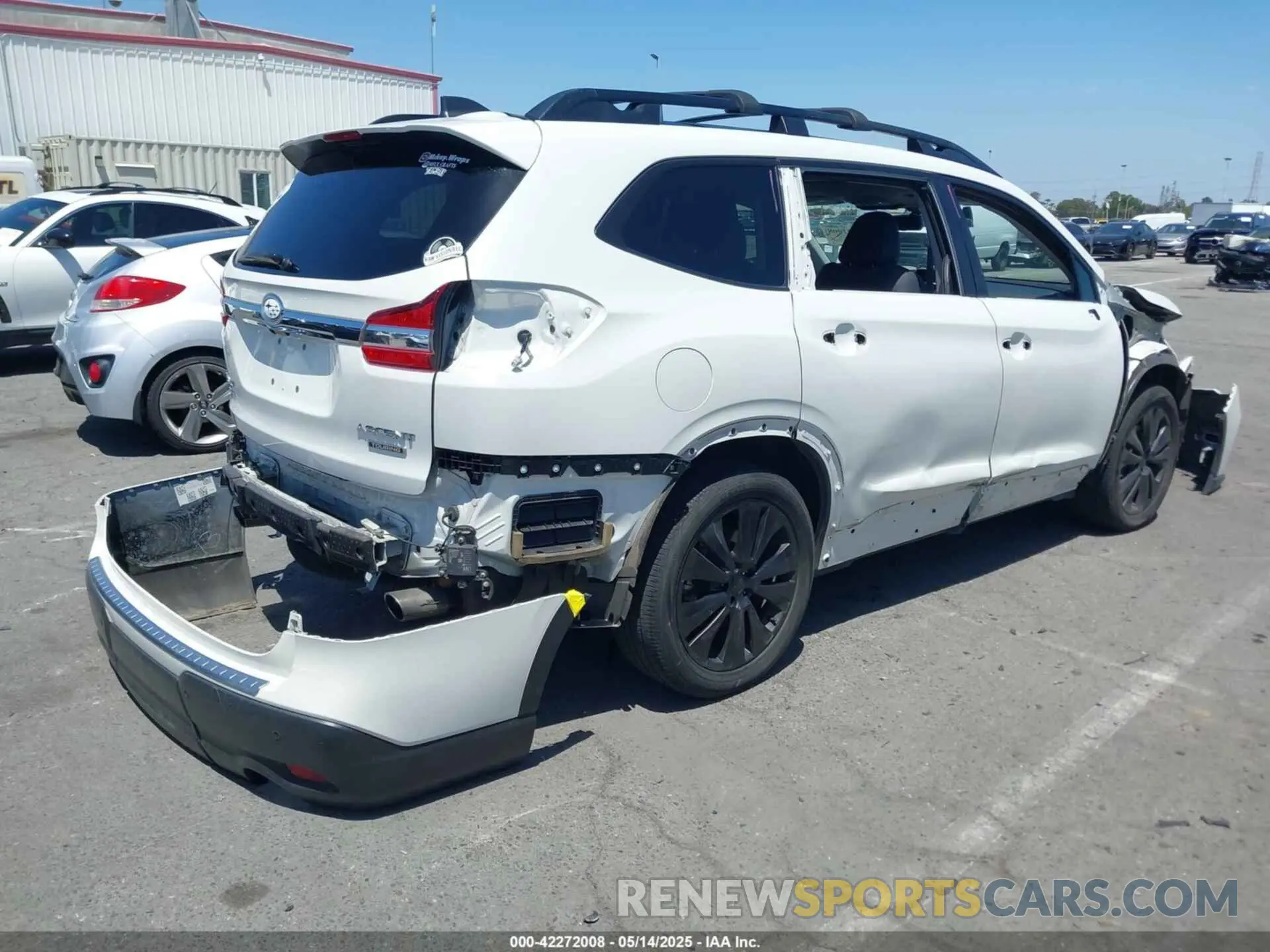 4 Photograph of a damaged car 4S4WMARD2N3425683 SUBARU ASCENT 2022