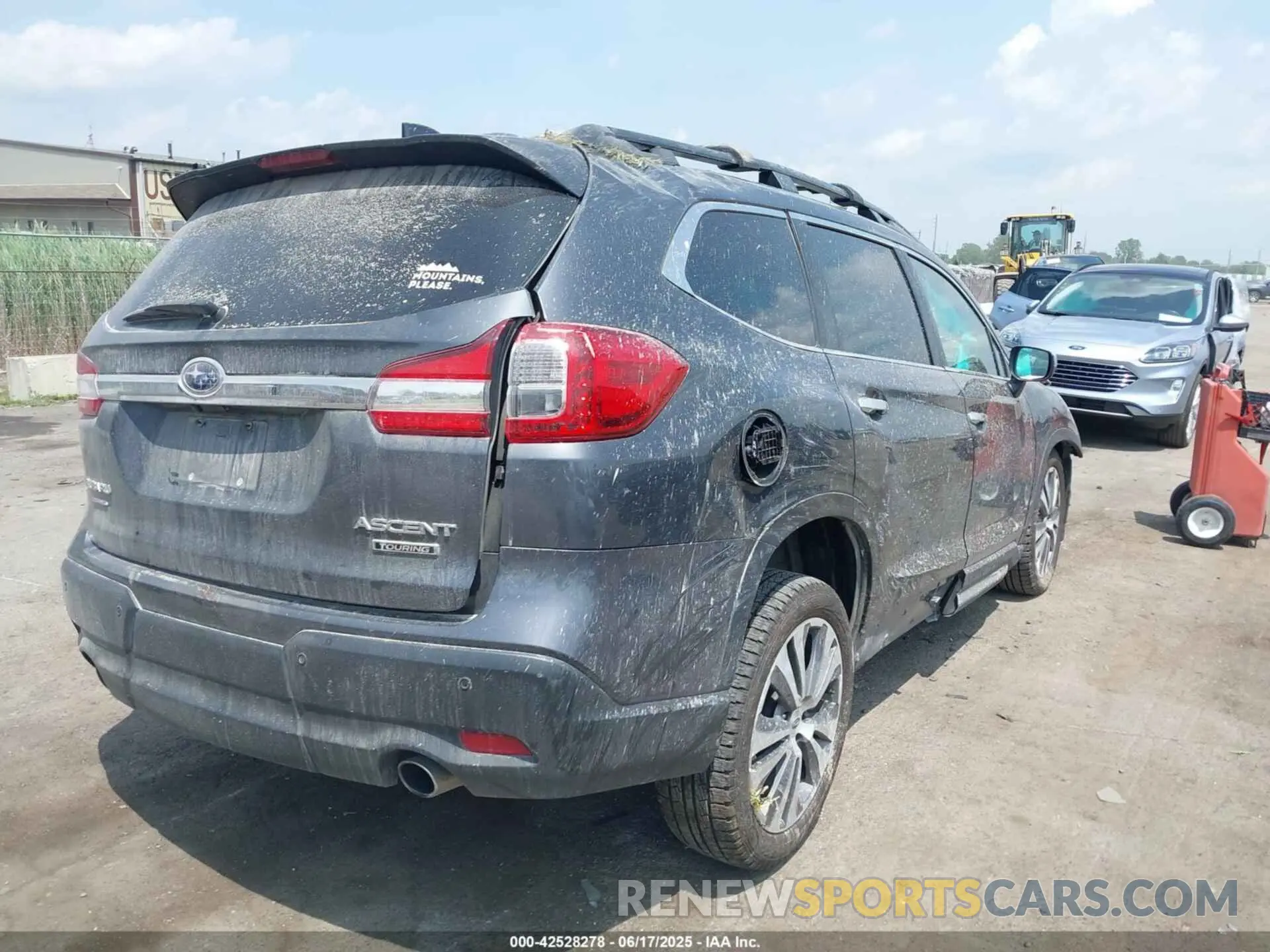 4 Photograph of a damaged car 4S4WMARD3N3405264 SUBARU ASCENT 2022