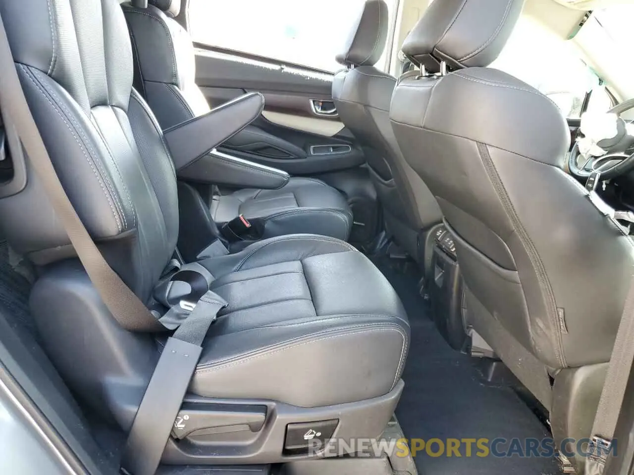 11 Photograph of a damaged car 4S4WMARD3N3457266 SUBARU ASCENT 2022