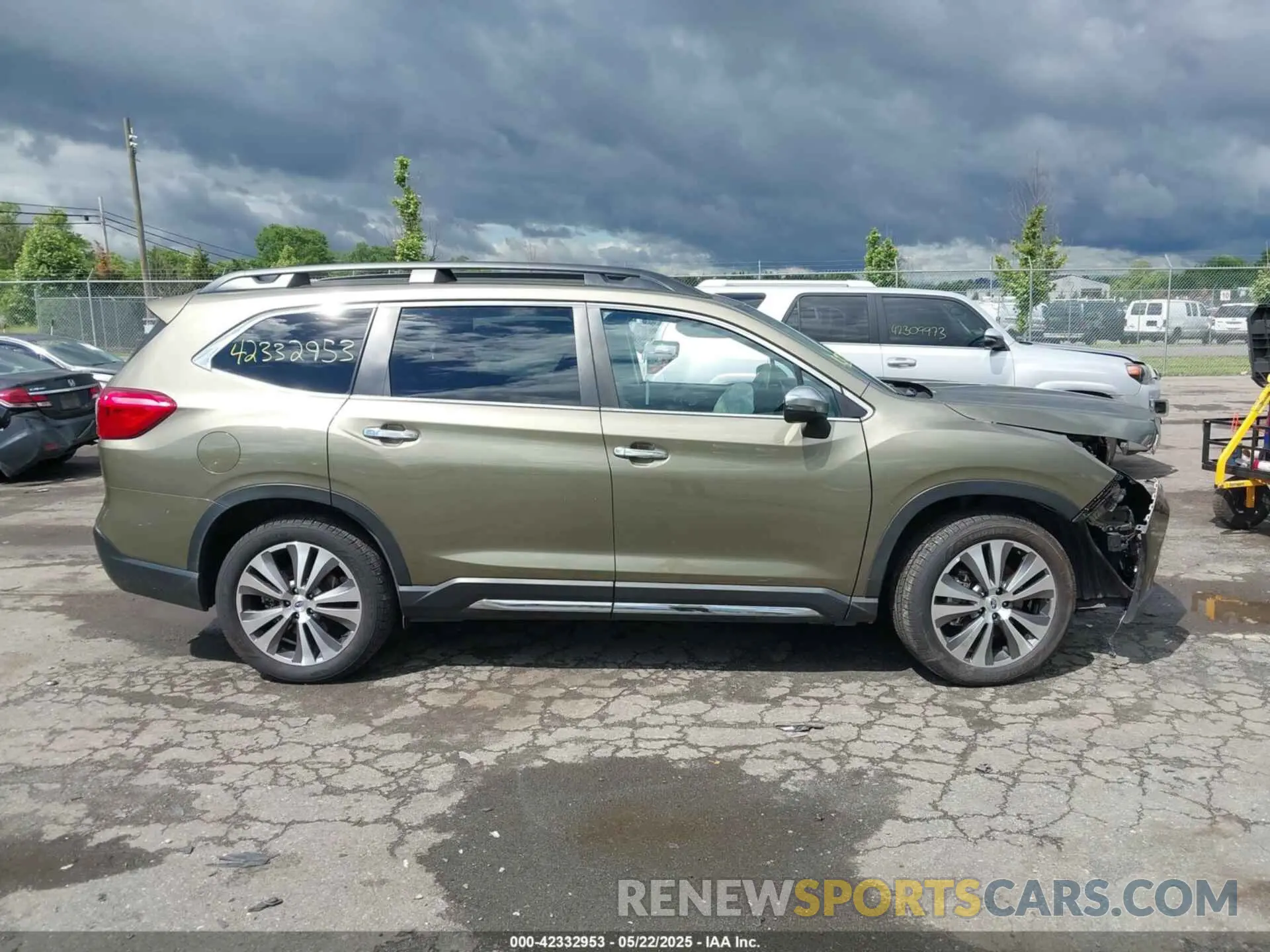 13 Photograph of a damaged car 4S4WMARD5N3454420 SUBARU ASCENT 2022