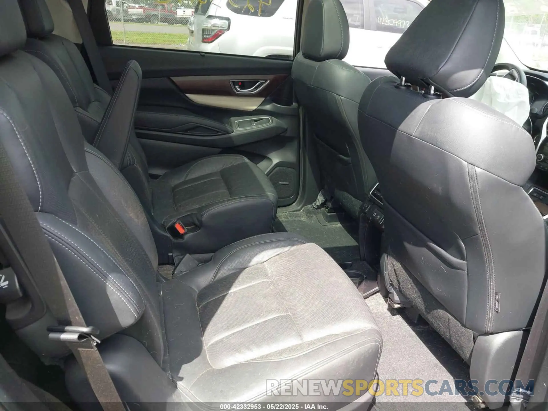 8 Photograph of a damaged car 4S4WMARD5N3454420 SUBARU ASCENT 2022