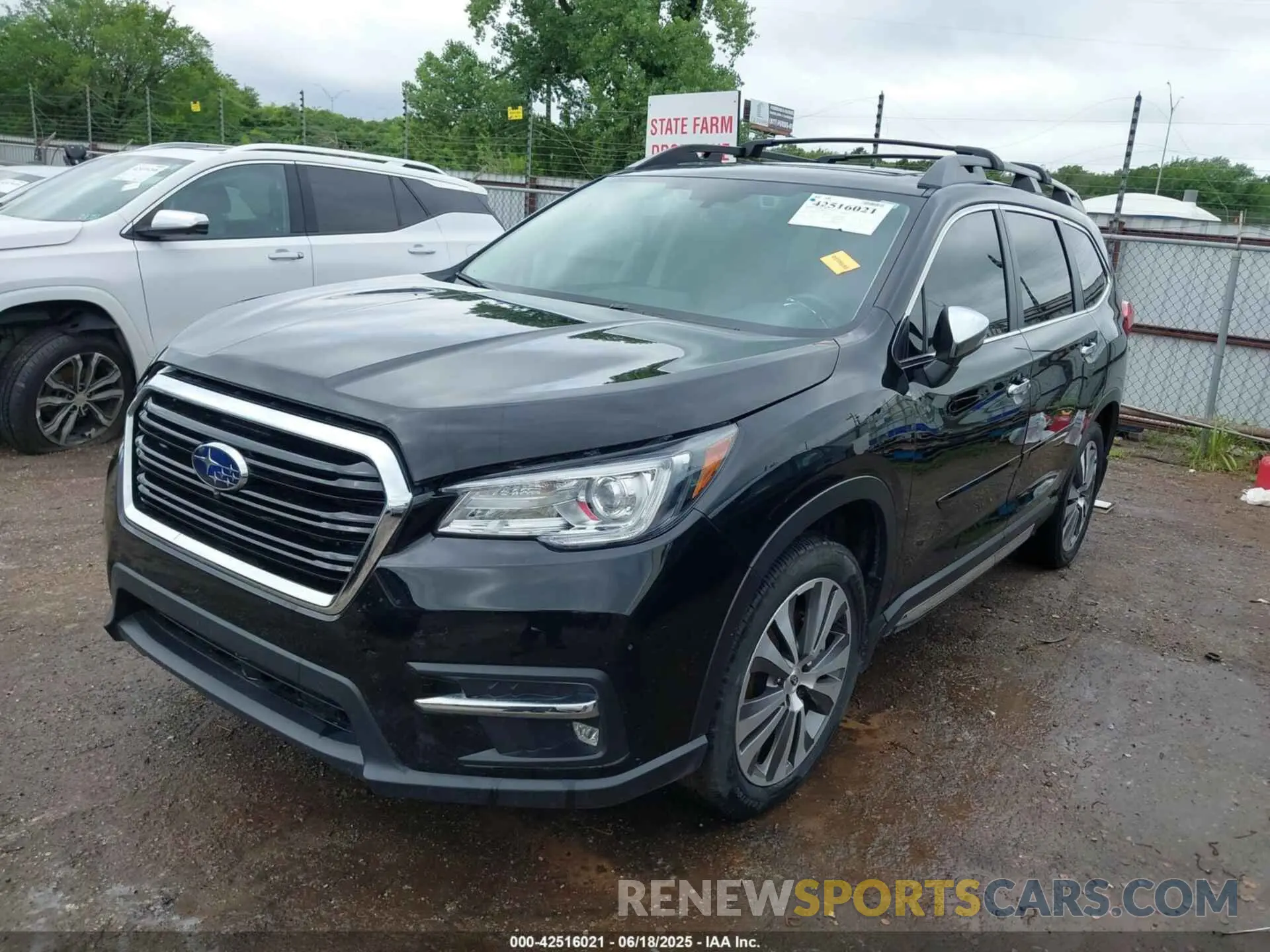 2 Photograph of a damaged car 4S4WMARD7N3417188 SUBARU ASCENT 2022