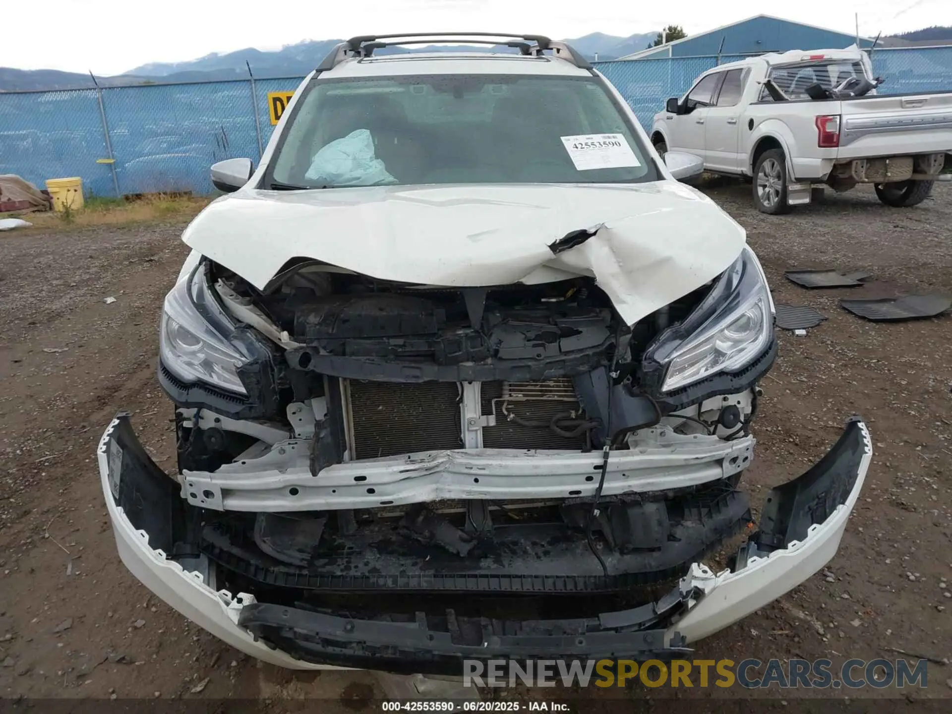 13 Photograph of a damaged car 4S4WMARD7N3423136 SUBARU ASCENT 2022