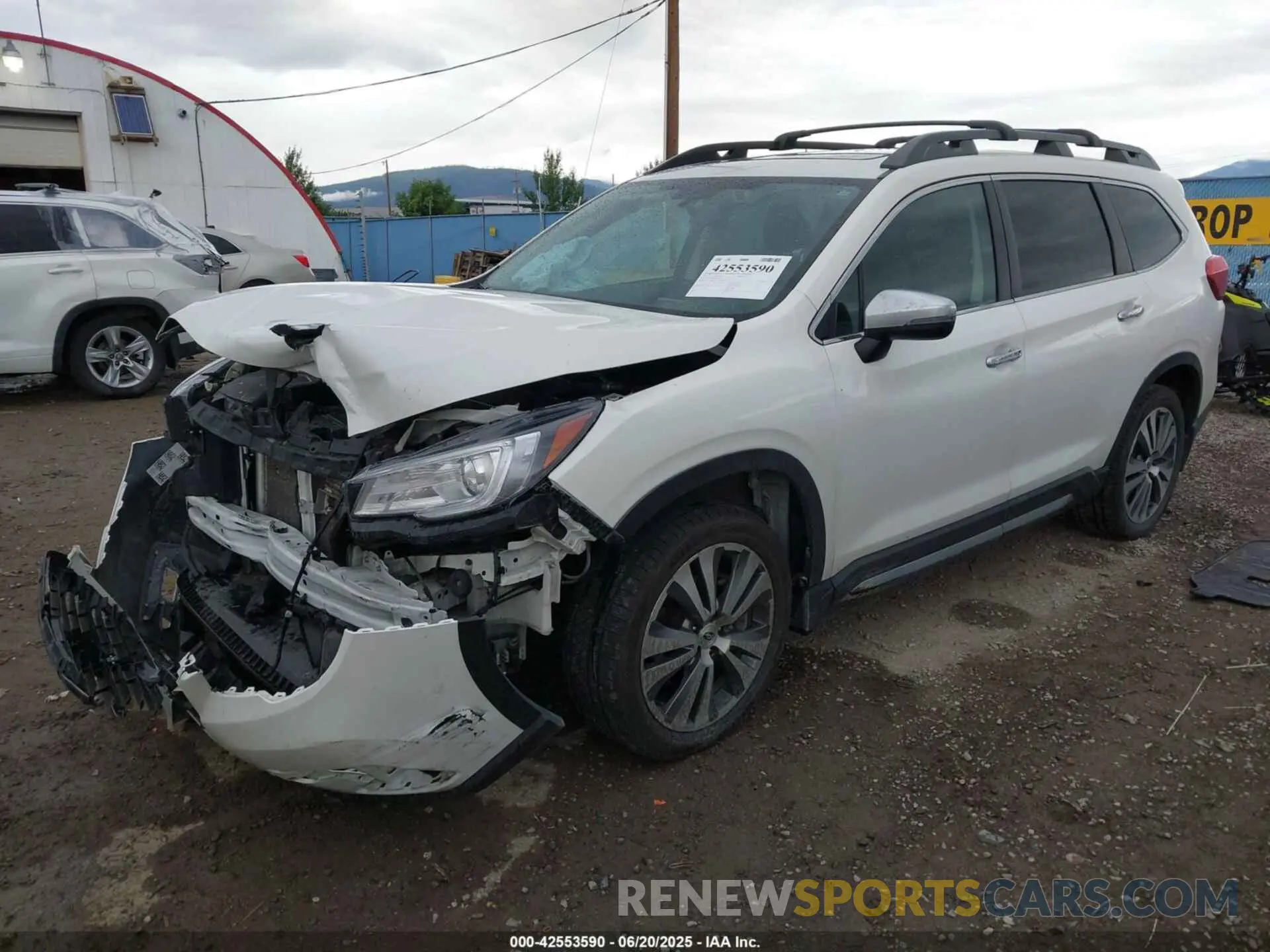 2 Photograph of a damaged car 4S4WMARD7N3423136 SUBARU ASCENT 2022