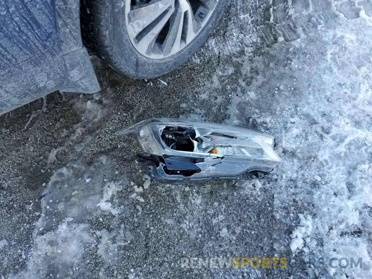 13 Photograph of a damaged car 4S4WMARD7N3451597 SUBARU ASCENT 2022