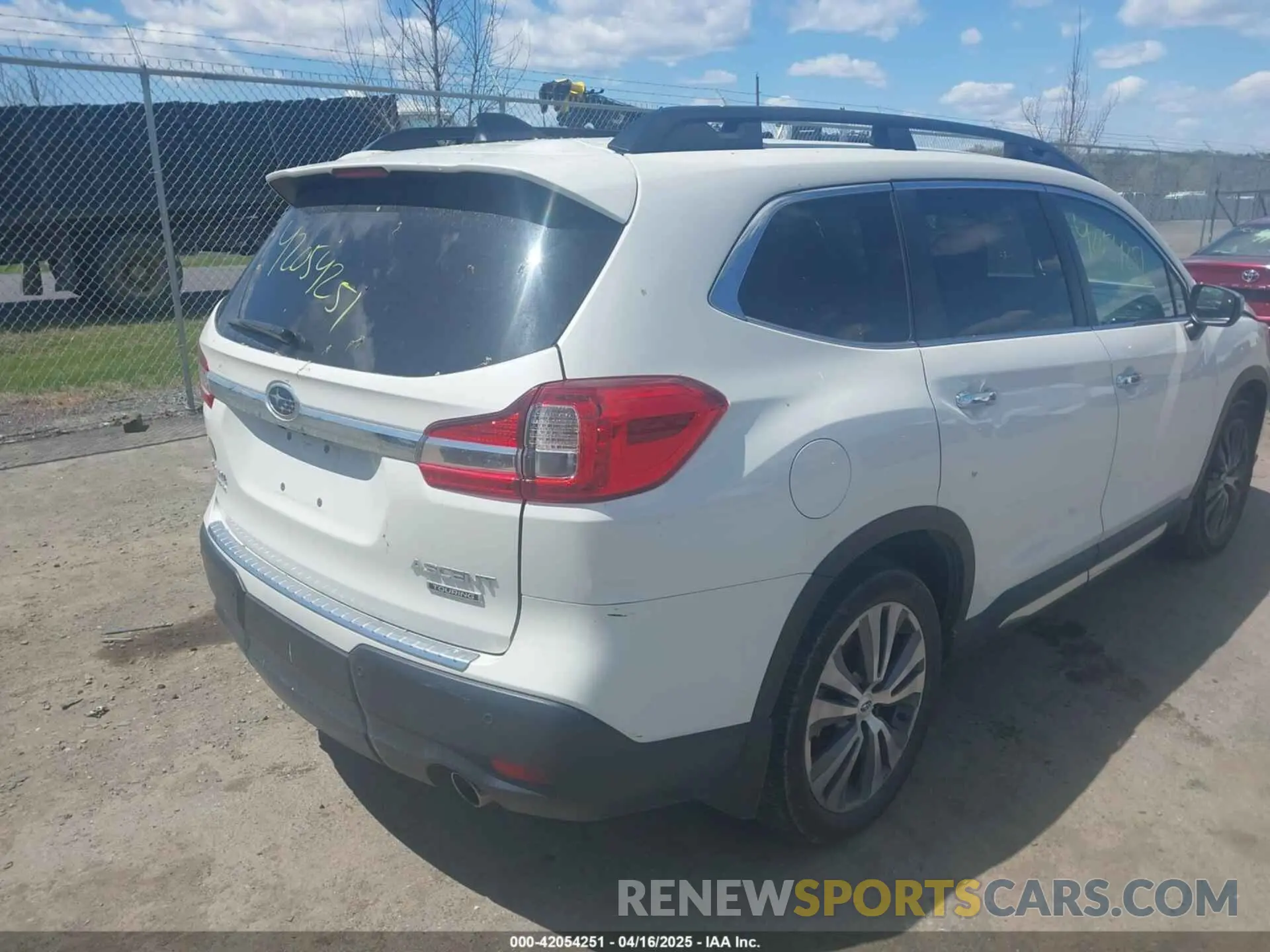 4 Photograph of a damaged car 4S4WMARD7N3463961 SUBARU ASCENT 2022