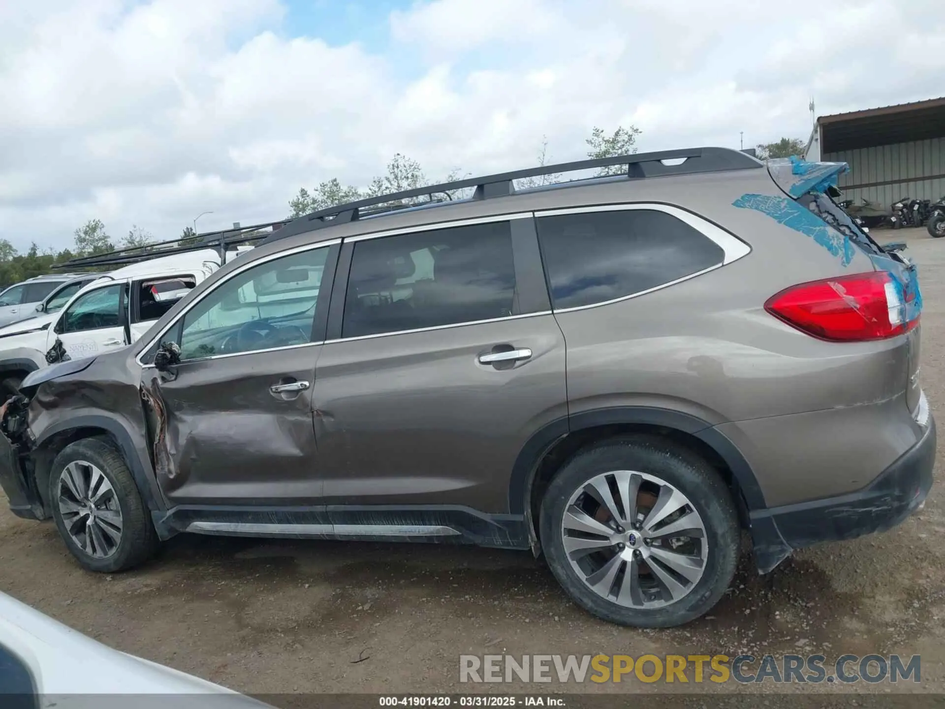 14 Photograph of a damaged car 4S4WMARDXN3466546 SUBARU ASCENT 2022