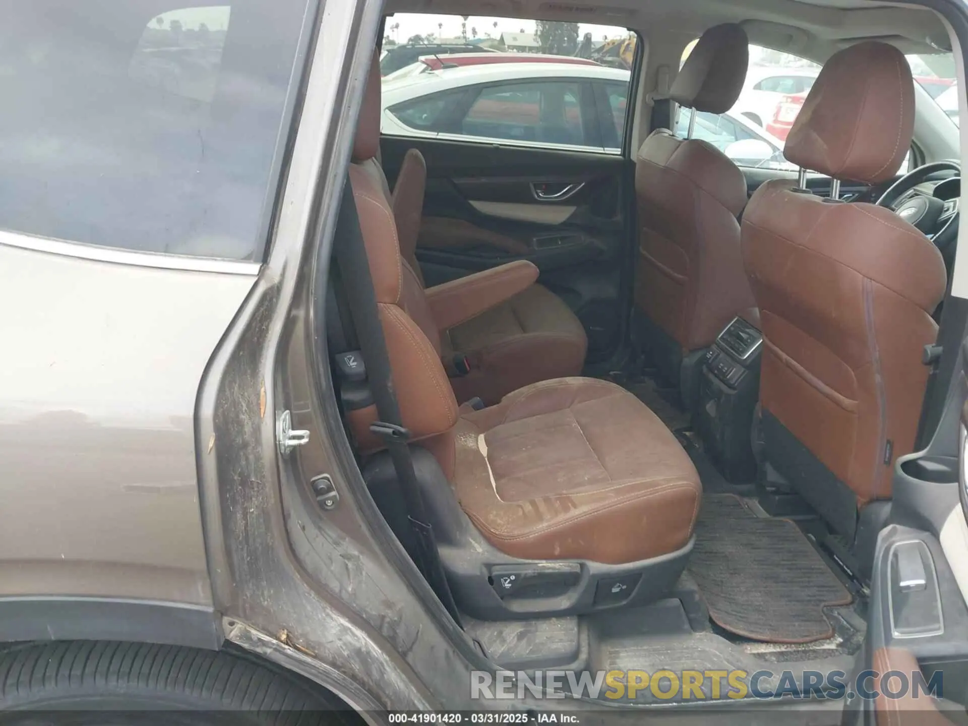 8 Photograph of a damaged car 4S4WMARDXN3466546 SUBARU ASCENT 2022