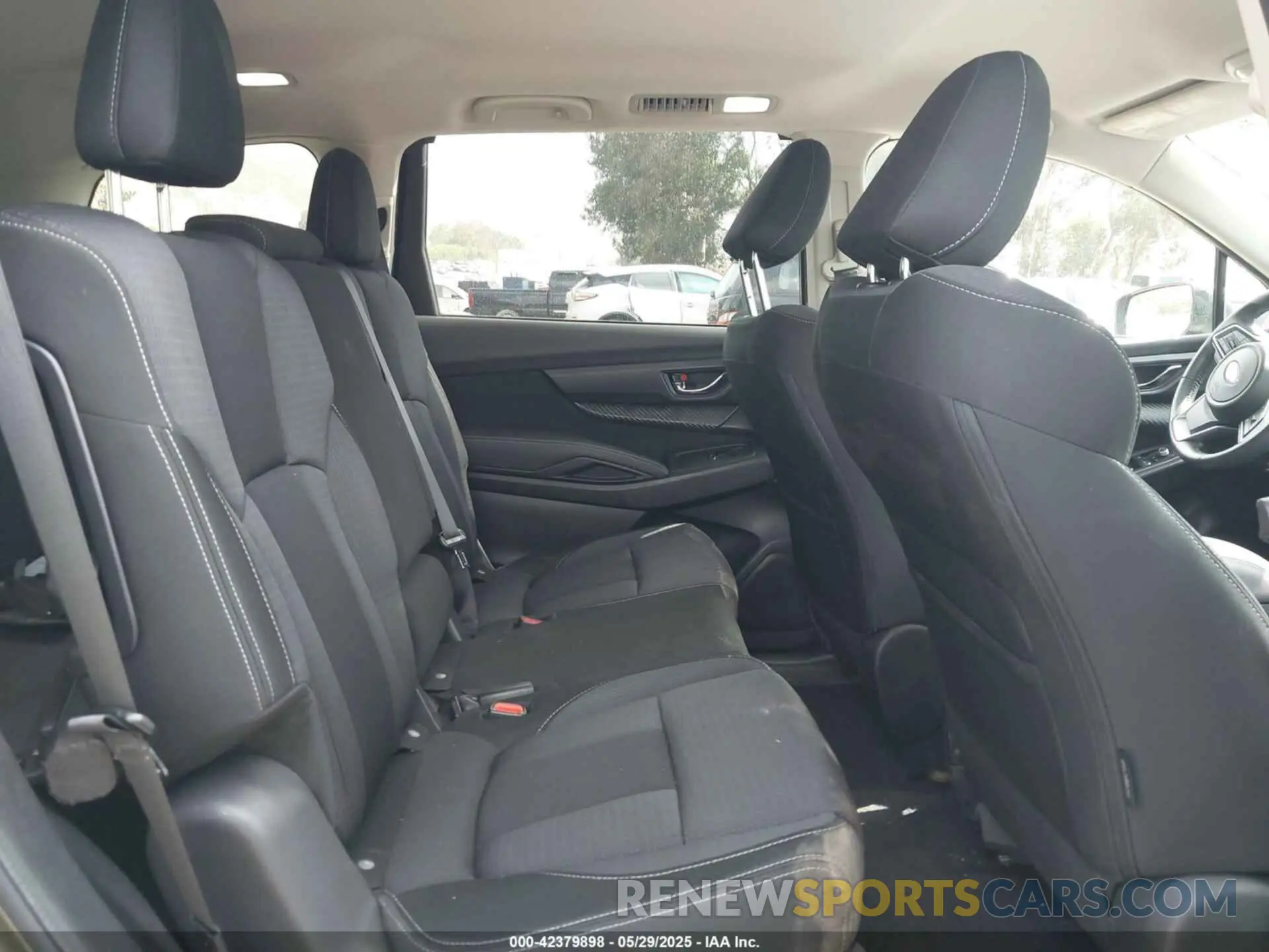 8 Photograph of a damaged car 4S4WMABD0P3404599 SUBARU ASCENT 2023