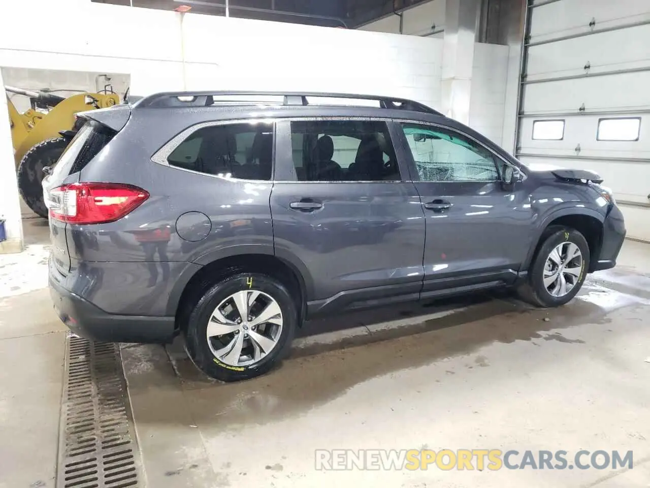3 Photograph of a damaged car 4S4WMAED2P3429127 SUBARU ASCENT 2023