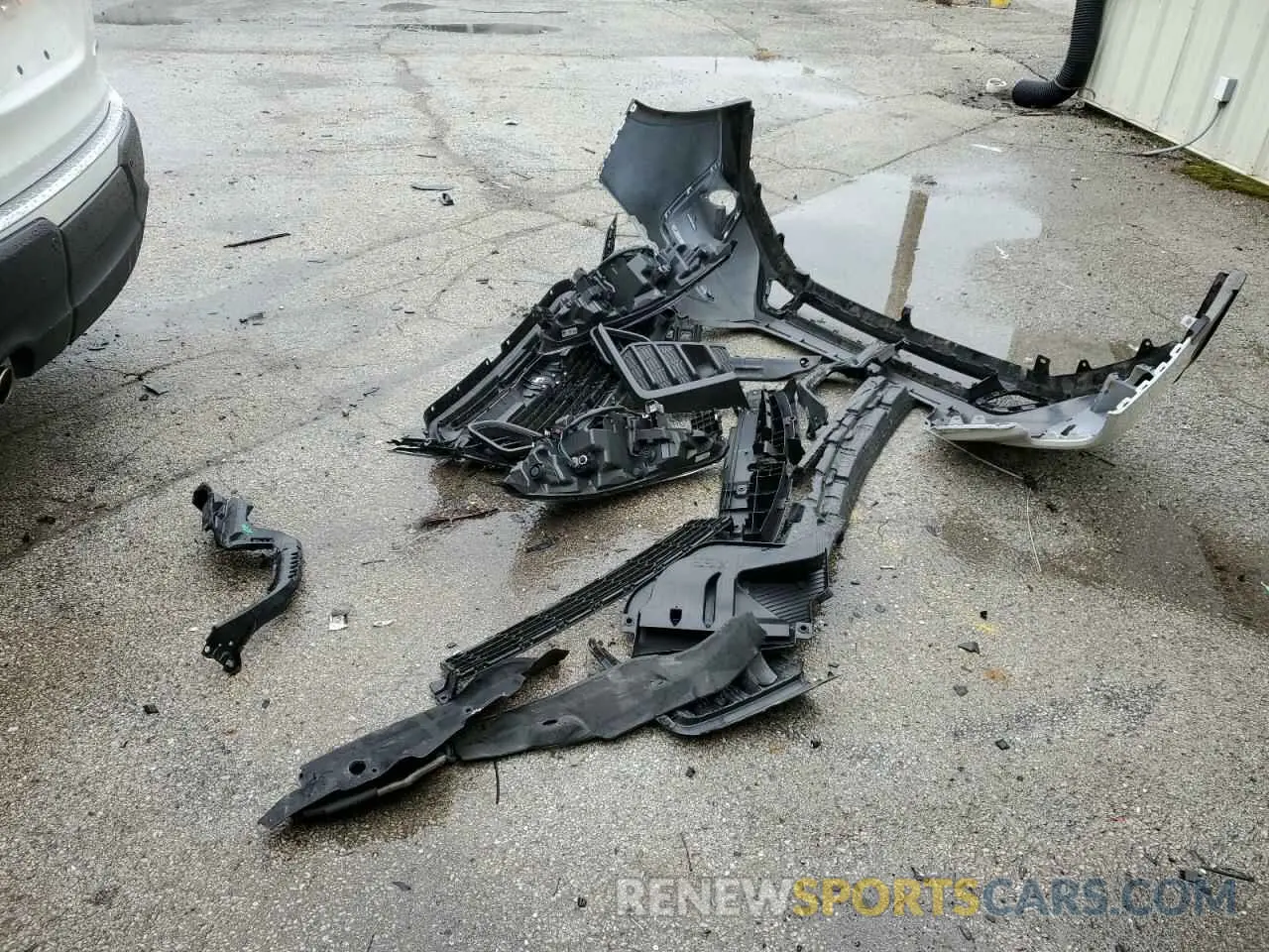 13 Photograph of a damaged car 4S4WMAED6P3449784 SUBARU ASCENT 2023