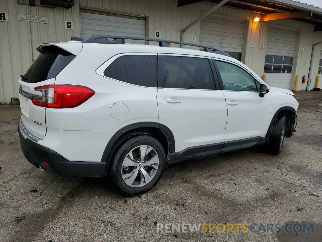 3 Photograph of a damaged car 4S4WMAED6P3449784 SUBARU ASCENT 2023