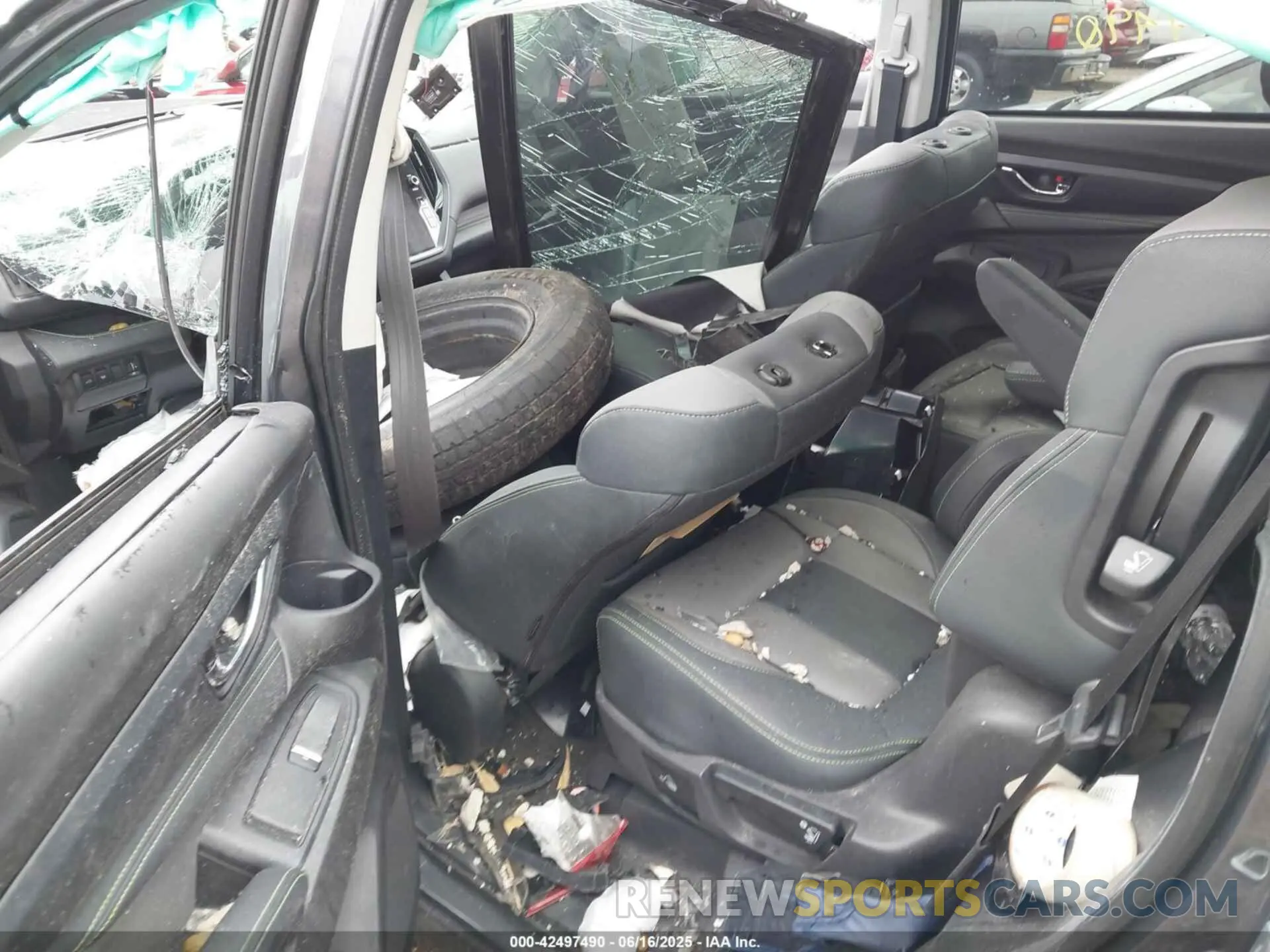 8 Photograph of a damaged car 4S4WMAHD0P3451624 SUBARU ASCENT 2023
