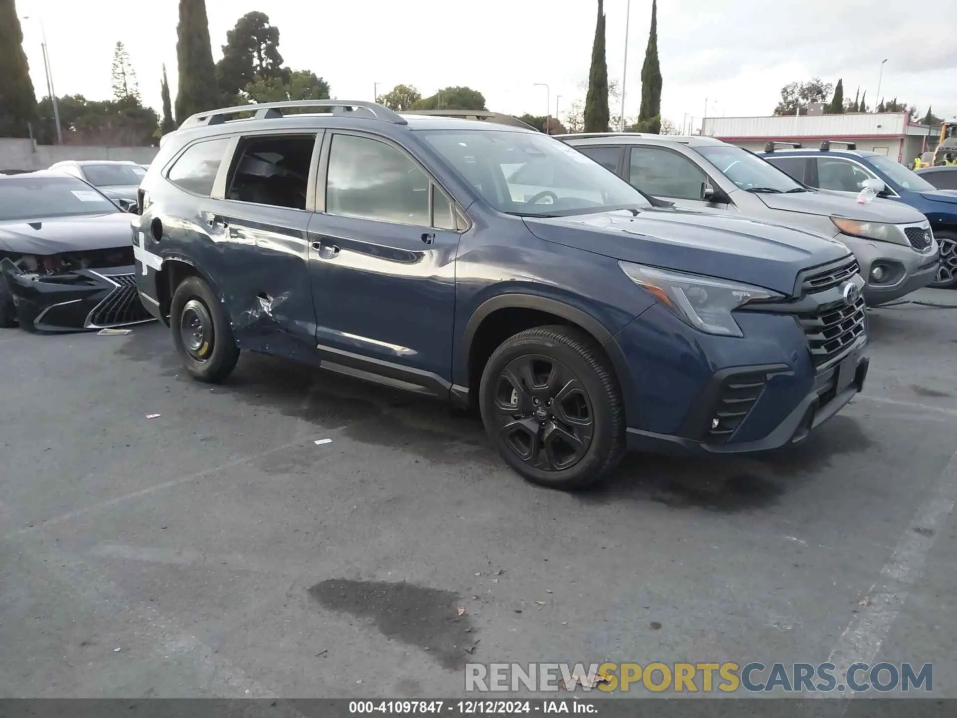1 Photograph of a damaged car 4S4WMAHD6P3422855 SUBARU ASCENT 2023