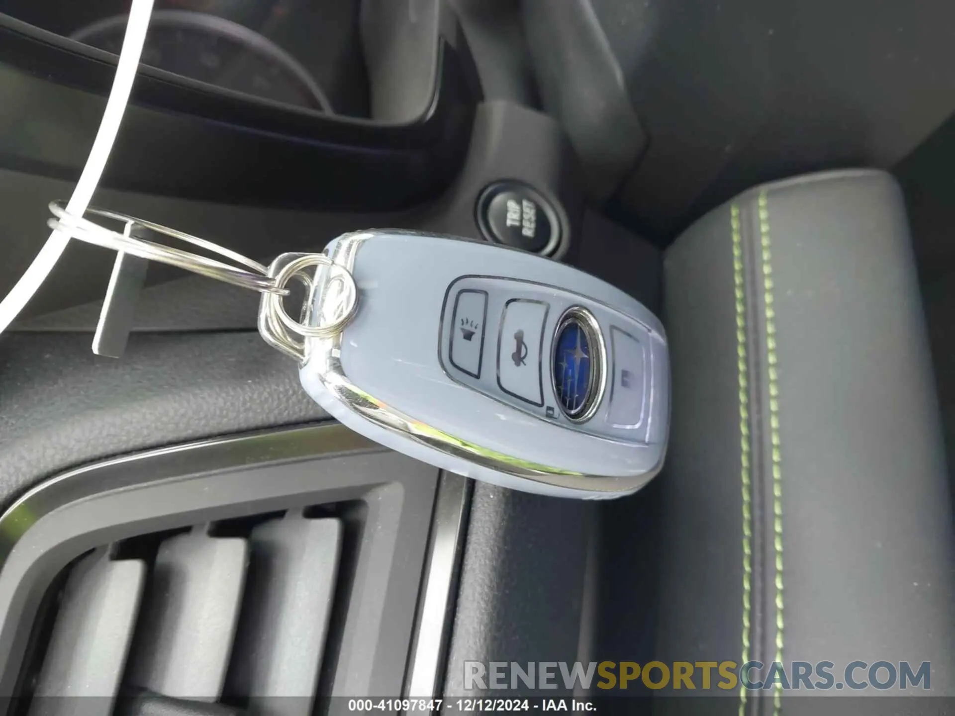 11 Photograph of a damaged car 4S4WMAHD6P3422855 SUBARU ASCENT 2023