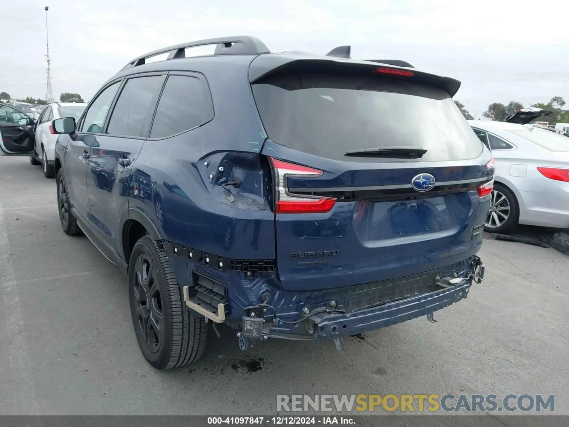 6 Photograph of a damaged car 4S4WMAHD6P3422855 SUBARU ASCENT 2023
