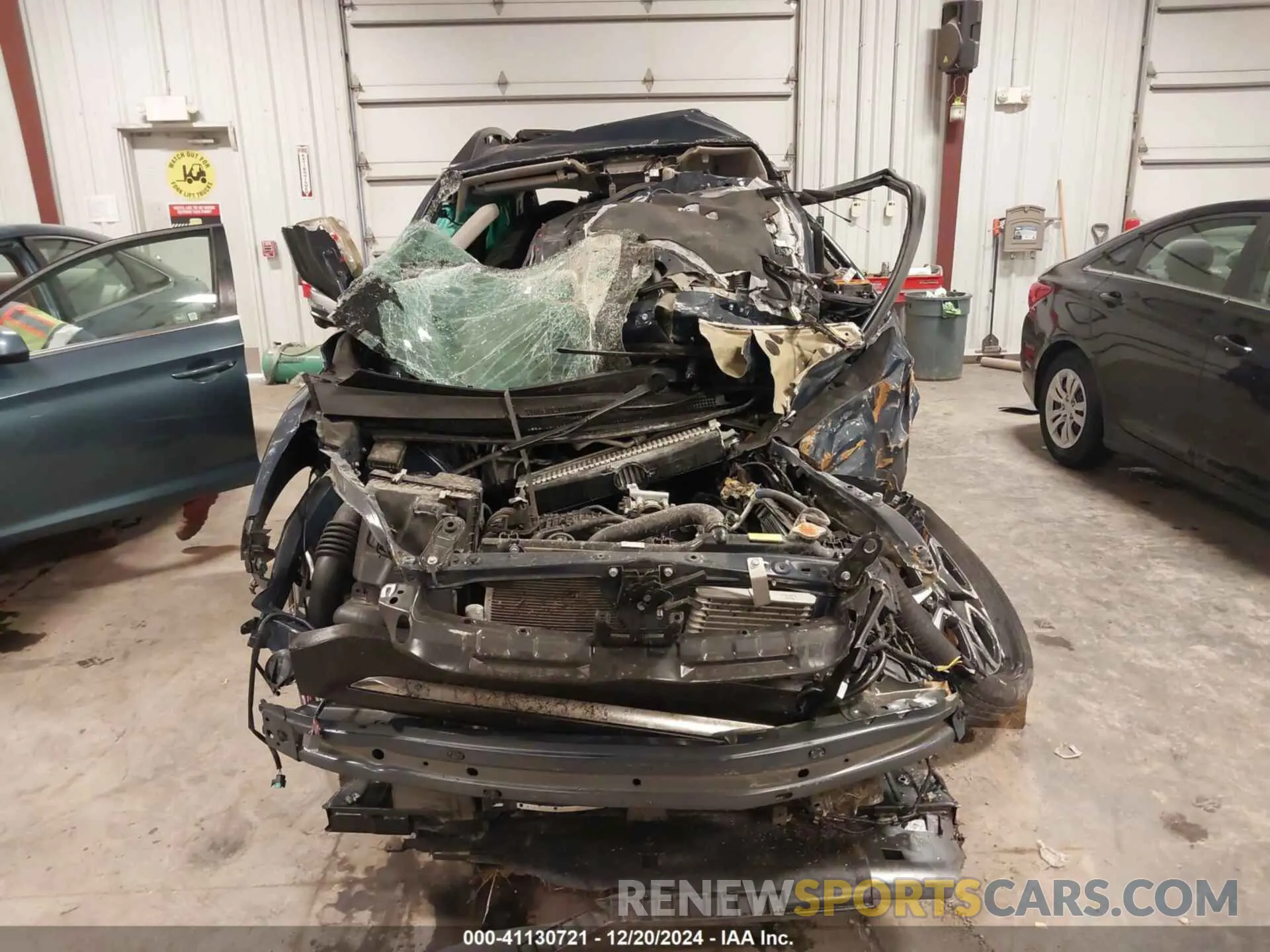 6 Photograph of a damaged car 4S4WMARD6P3435362 SUBARU ASCENT 2023