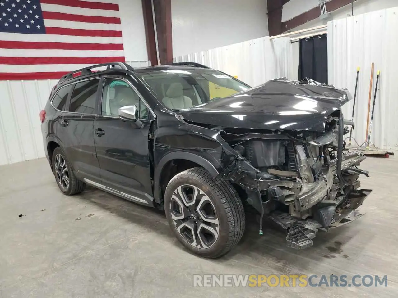 4 Photograph of a damaged car 4S4WMARD8P3433404 SUBARU ASCENT 2023