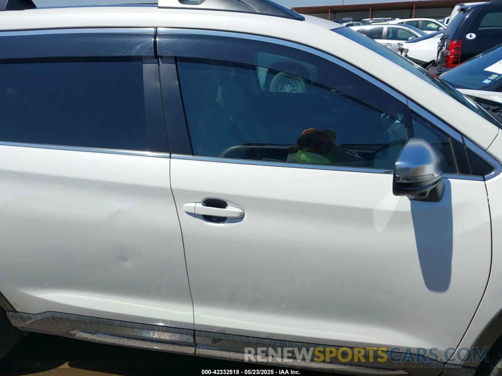 13 Photograph of a damaged car 4S4WMARD8P3456892 SUBARU ASCENT 2023