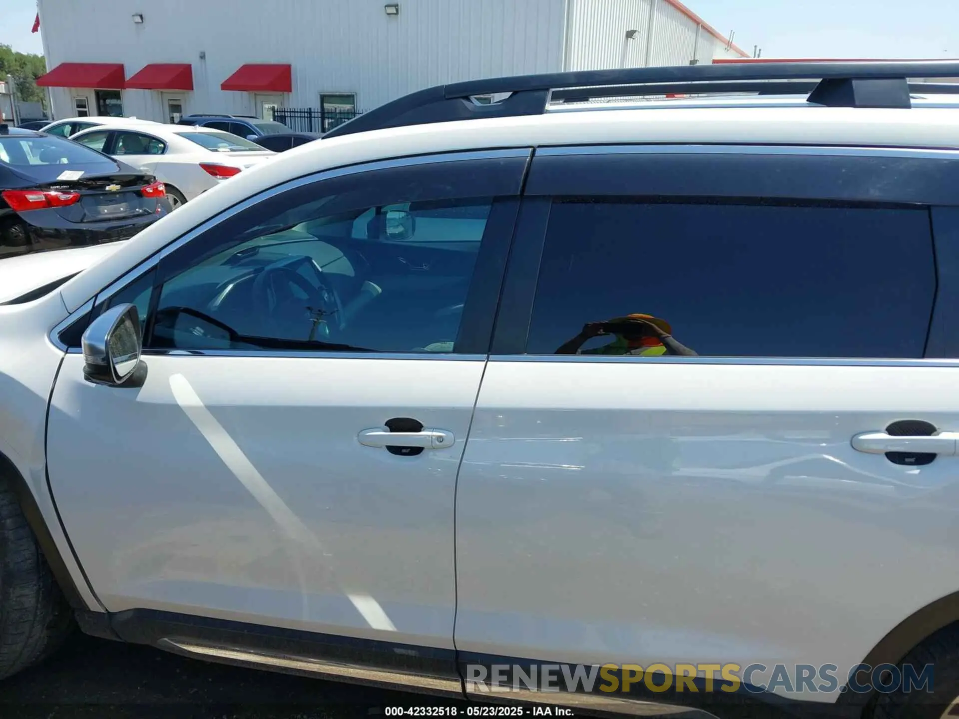 14 Photograph of a damaged car 4S4WMARD8P3456892 SUBARU ASCENT 2023