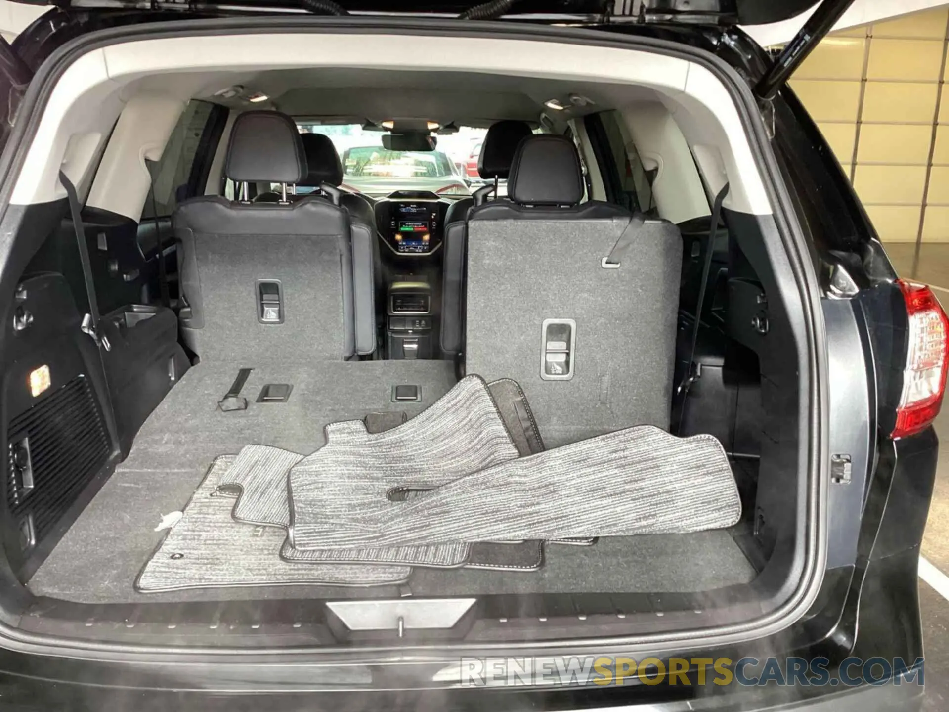 21 Photograph of a damaged car 4S4WMASD2P3437412 SUBARU ASCENT 2023