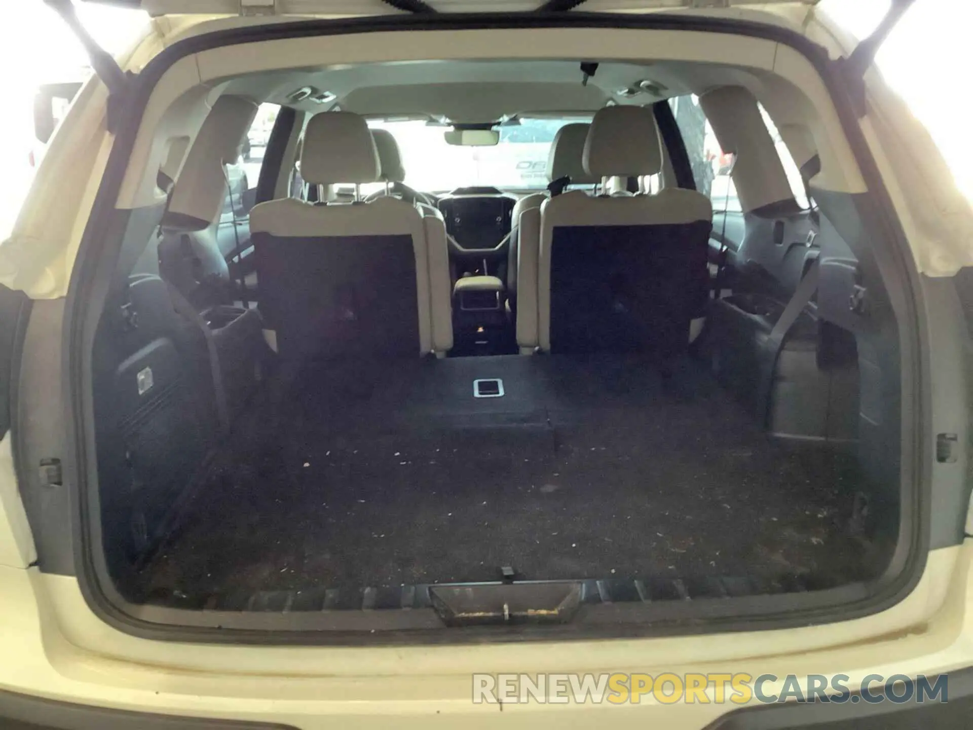 19 Photograph of a damaged car 4S4WMASD5P3445357 SUBARU ASCENT 2023