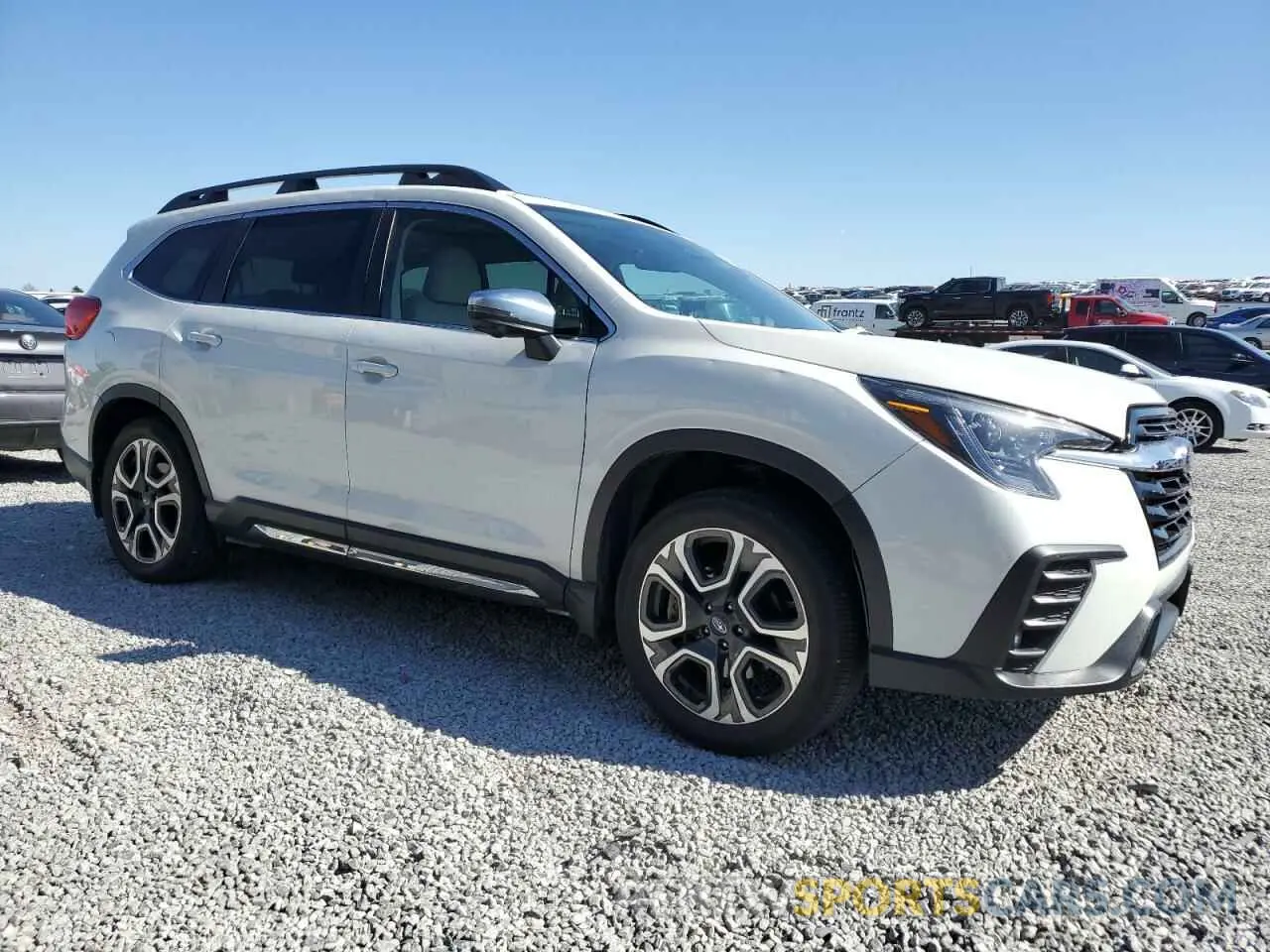 4 Photograph of a damaged car 4S4WMAUD1P3403216 SUBARU ASCENT 2023