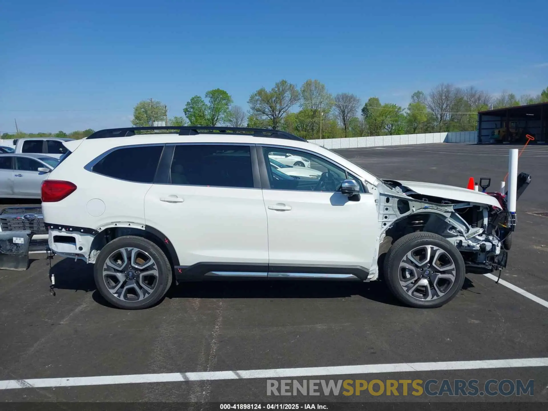 13 Photograph of a damaged car 4S4WMAUD7P3454459 SUBARU ASCENT 2023