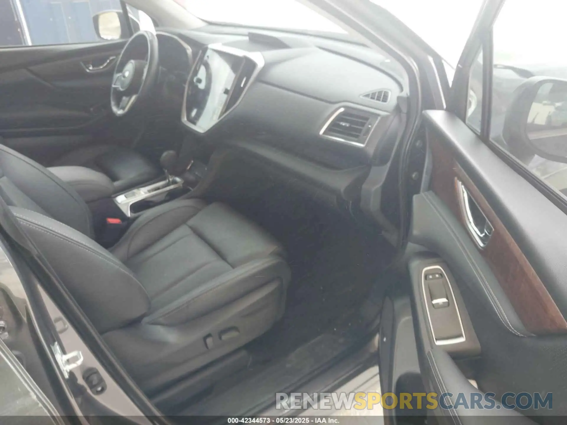 5 Photograph of a damaged car 4S4WMAWD3P3402355 SUBARU ASCENT 2023