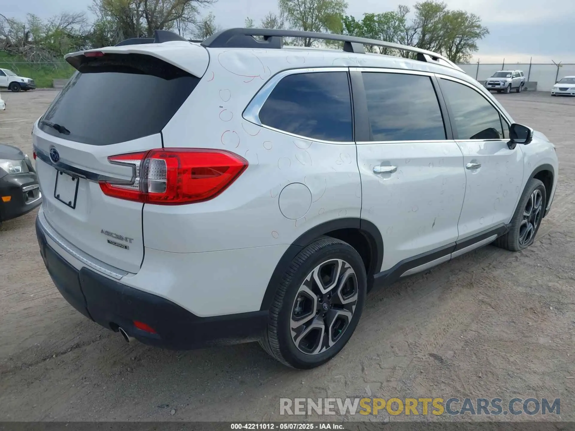 4 Photograph of a damaged car 4S4WMAWD5P3437317 SUBARU ASCENT 2023