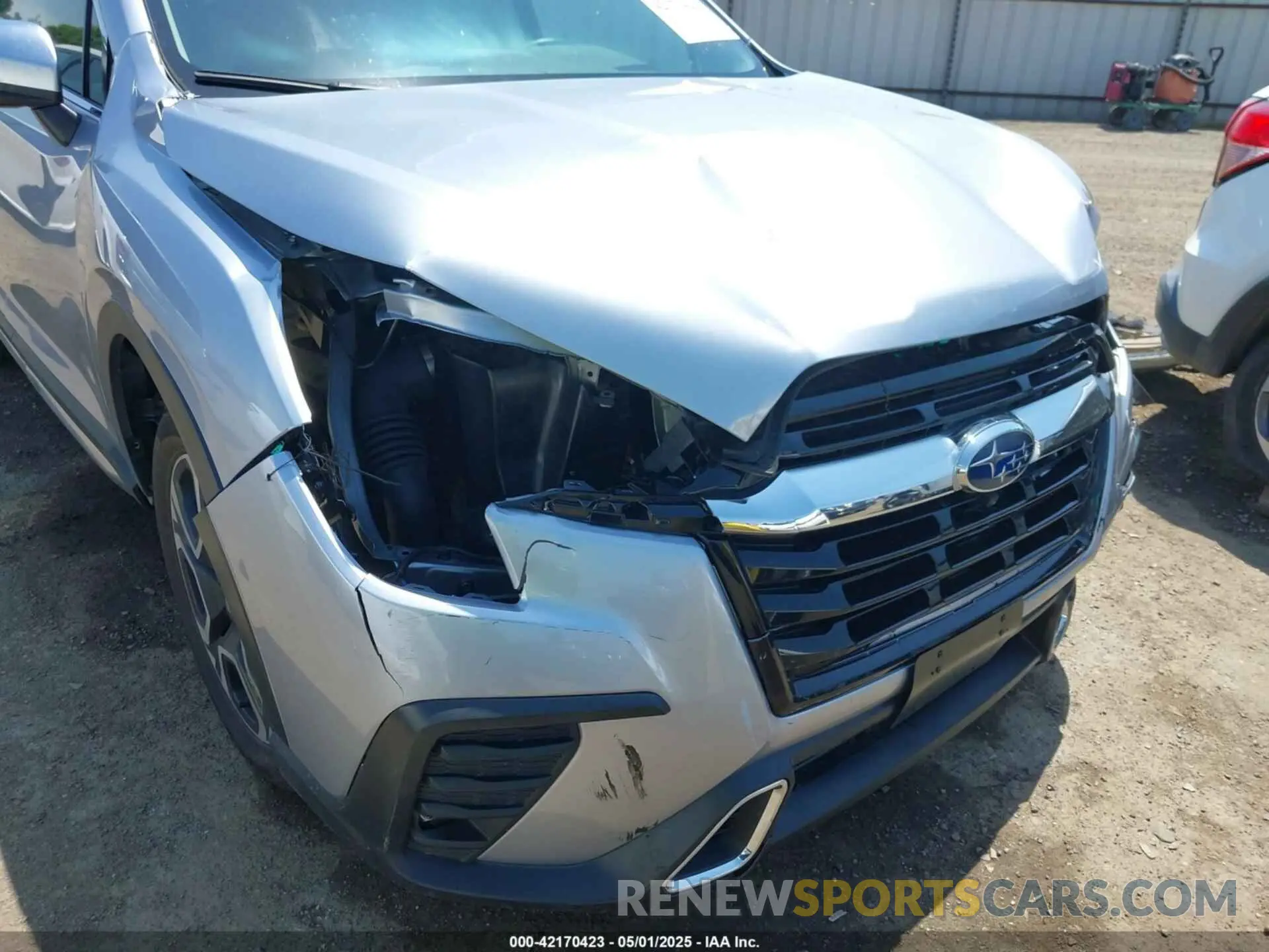 18 Photograph of a damaged car 4S4WMAWD7P3443989 SUBARU ASCENT 2023