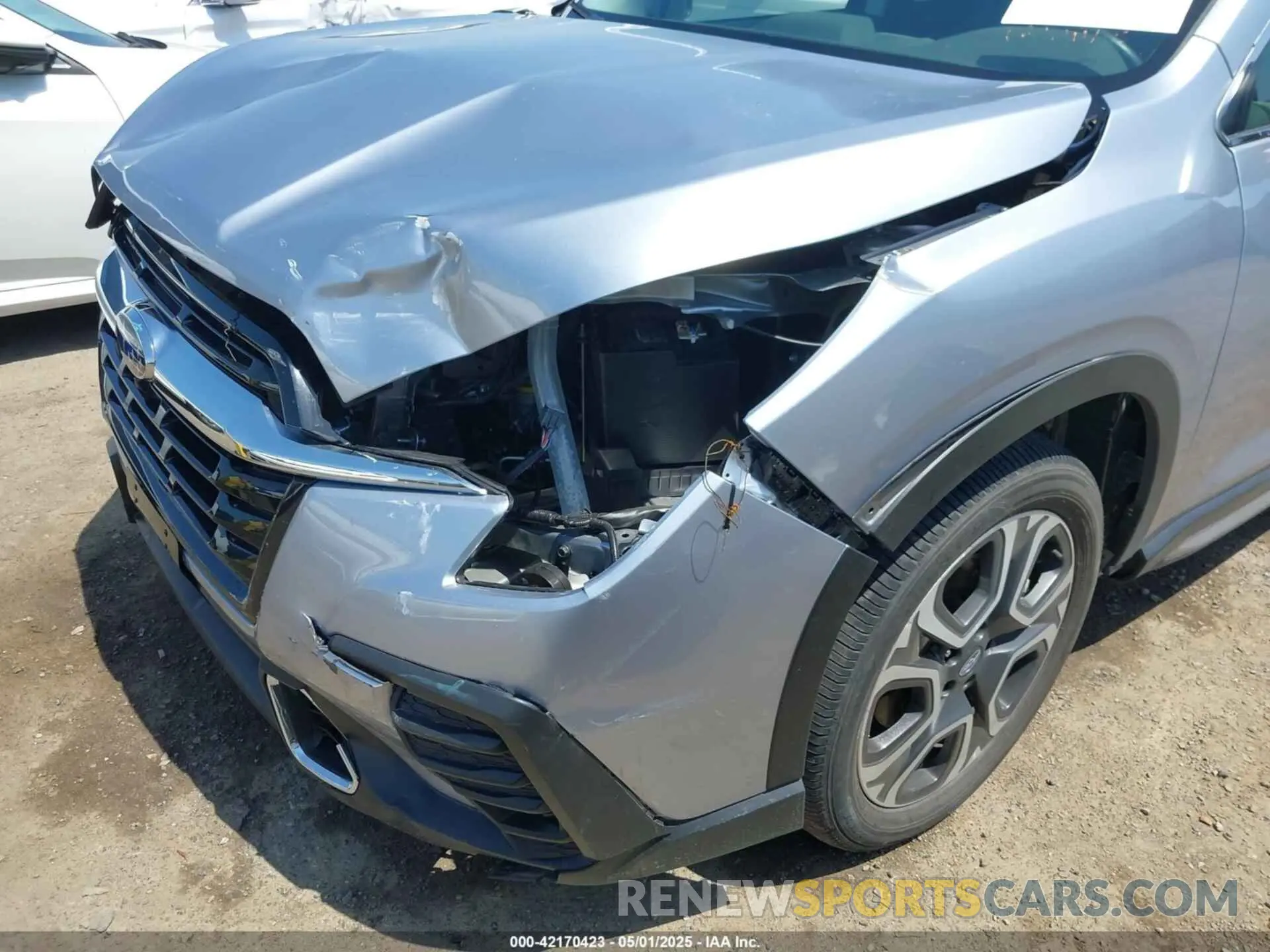 19 Photograph of a damaged car 4S4WMAWD7P3443989 SUBARU ASCENT 2023