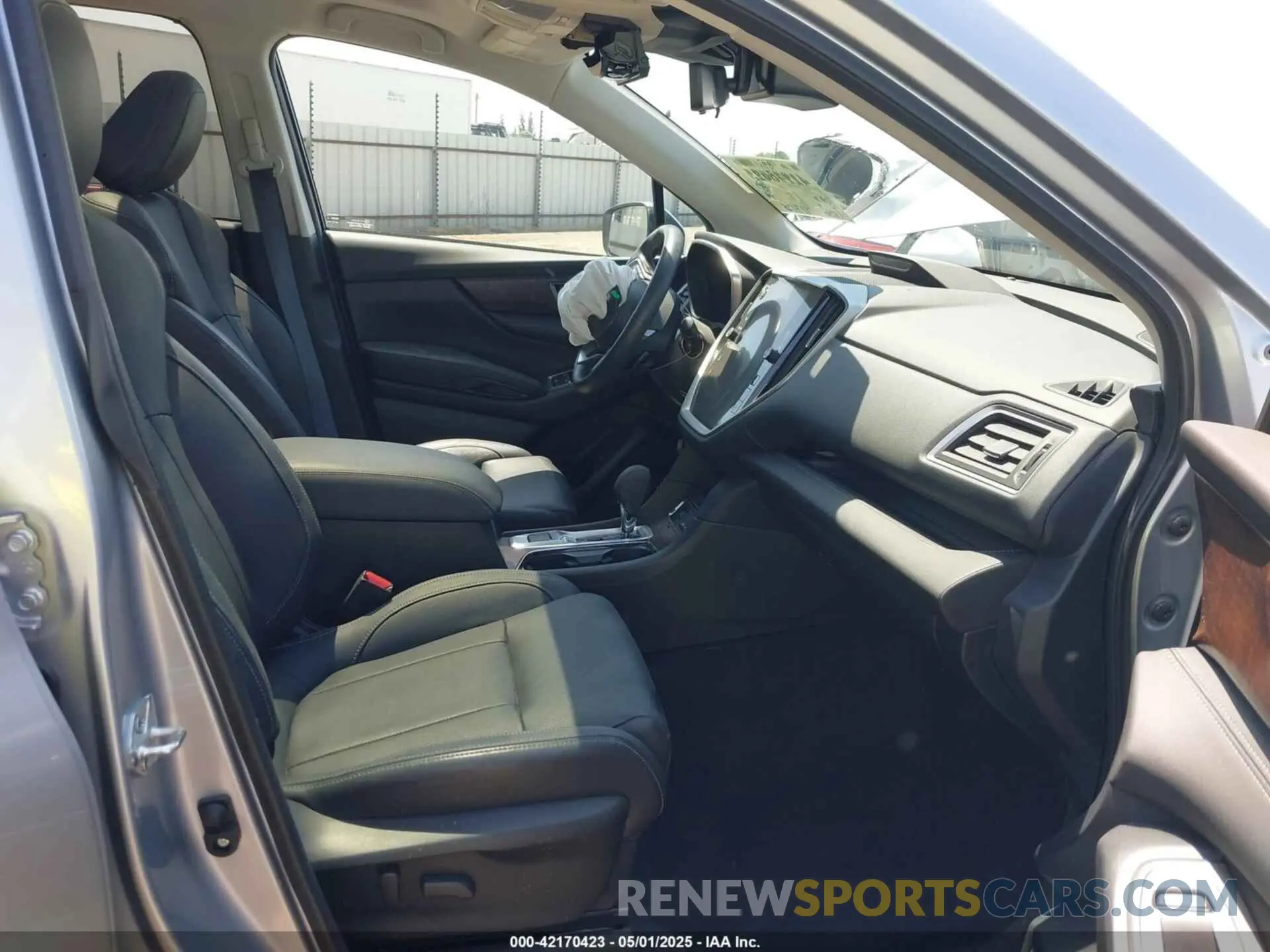 5 Photograph of a damaged car 4S4WMAWD7P3443989 SUBARU ASCENT 2023