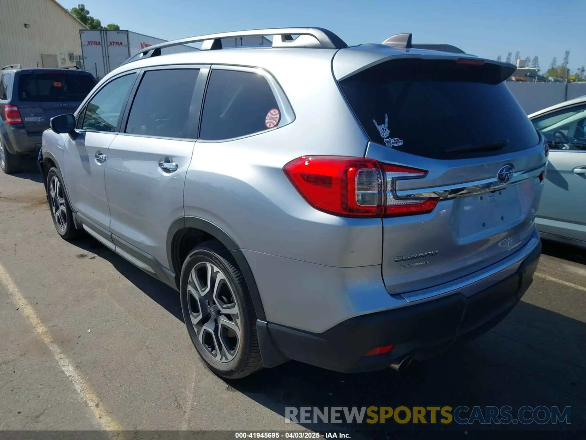 3 Photograph of a damaged car 4S4WMAWD7PC443989 SUBARU ASCENT 2023