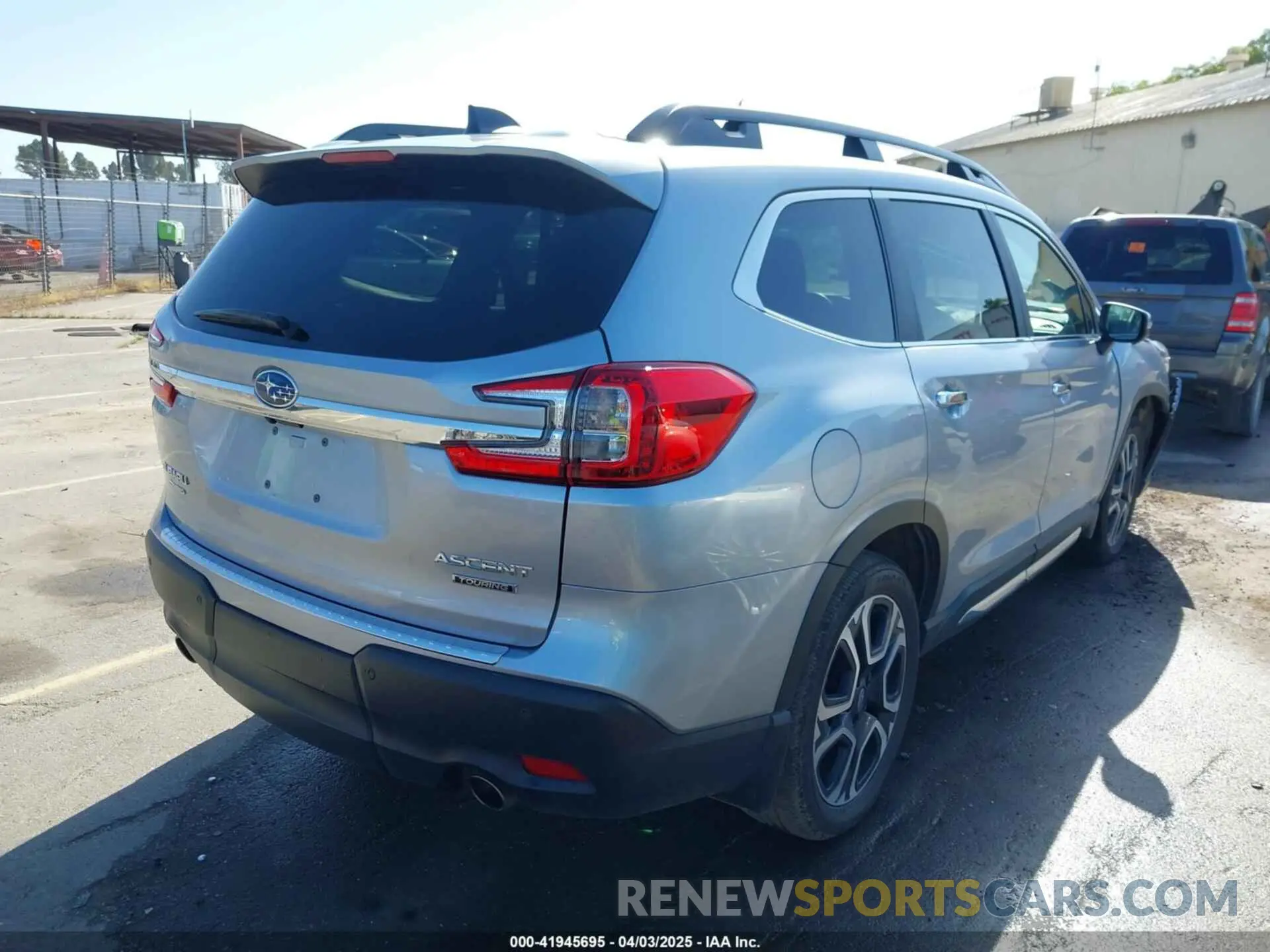 4 Photograph of a damaged car 4S4WMAWD7PC443989 SUBARU ASCENT 2023