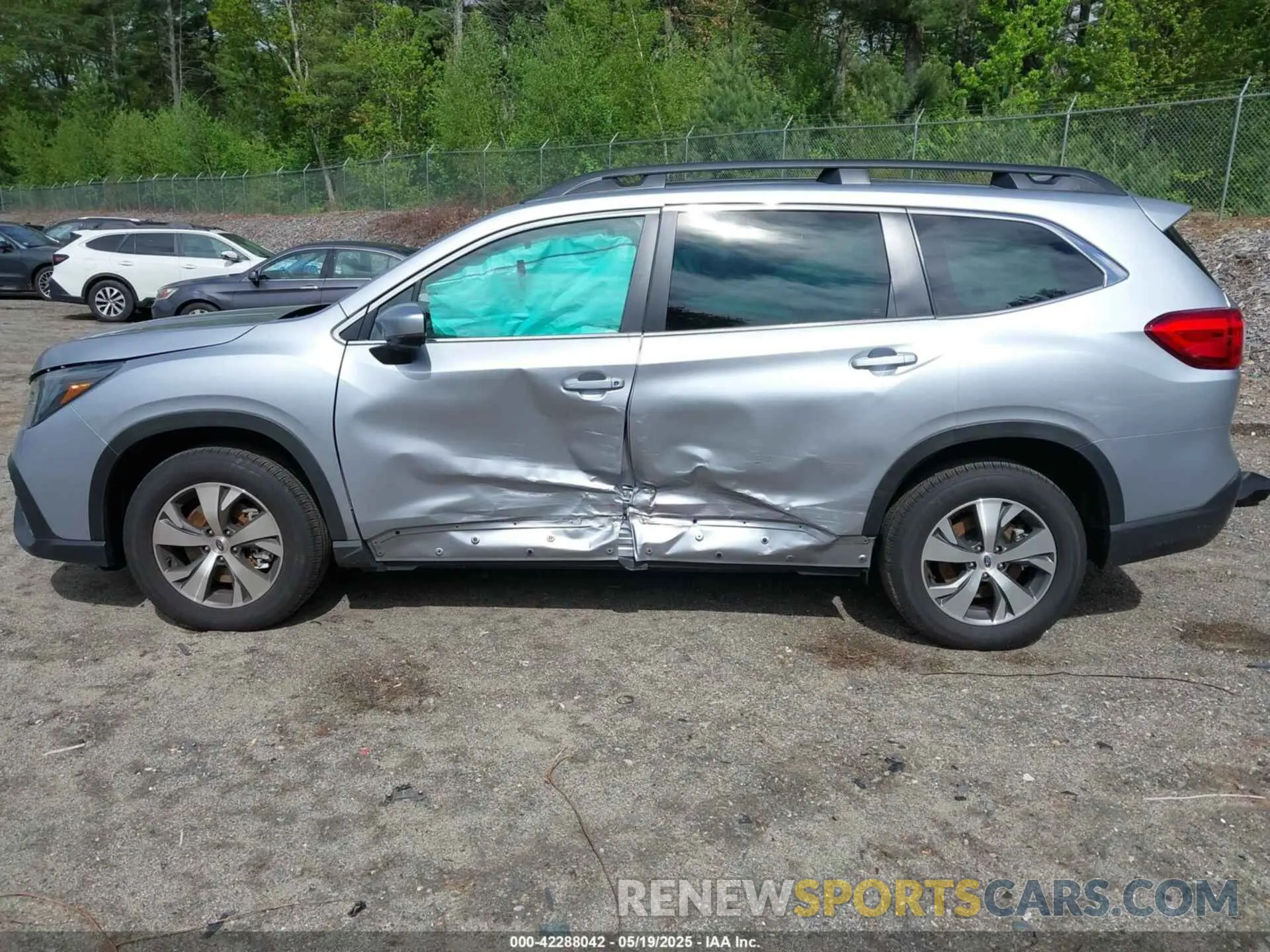 14 Photograph of a damaged car 4S4WMACD6R3454621 SUBARU ASCENT 2024